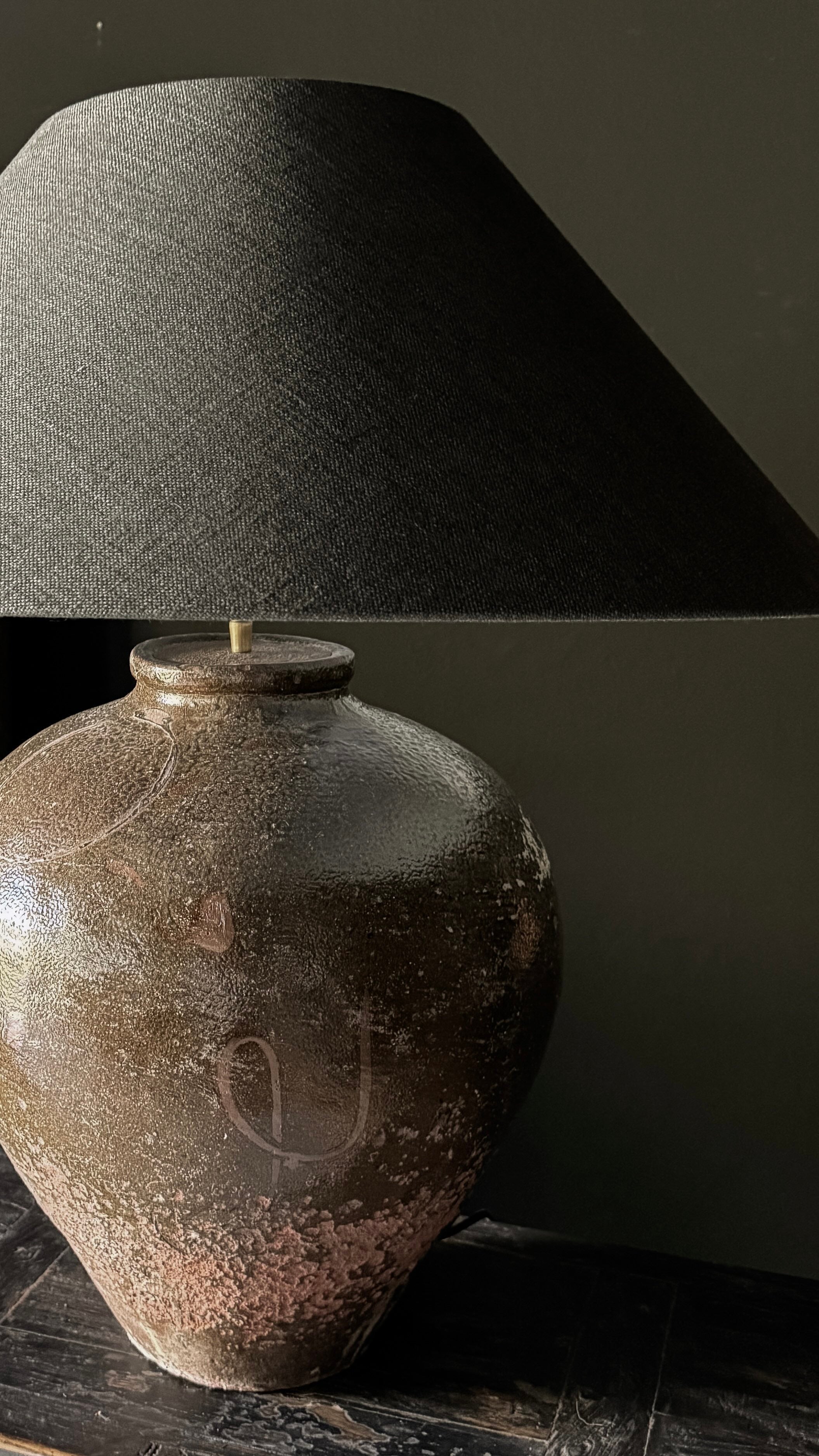 lamps antique pottery