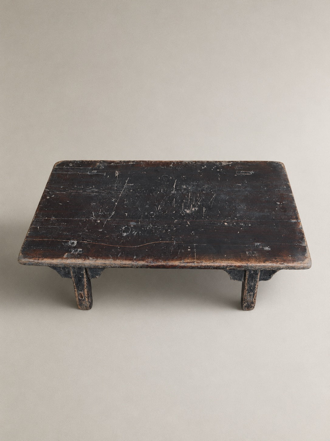 Kang table black patina