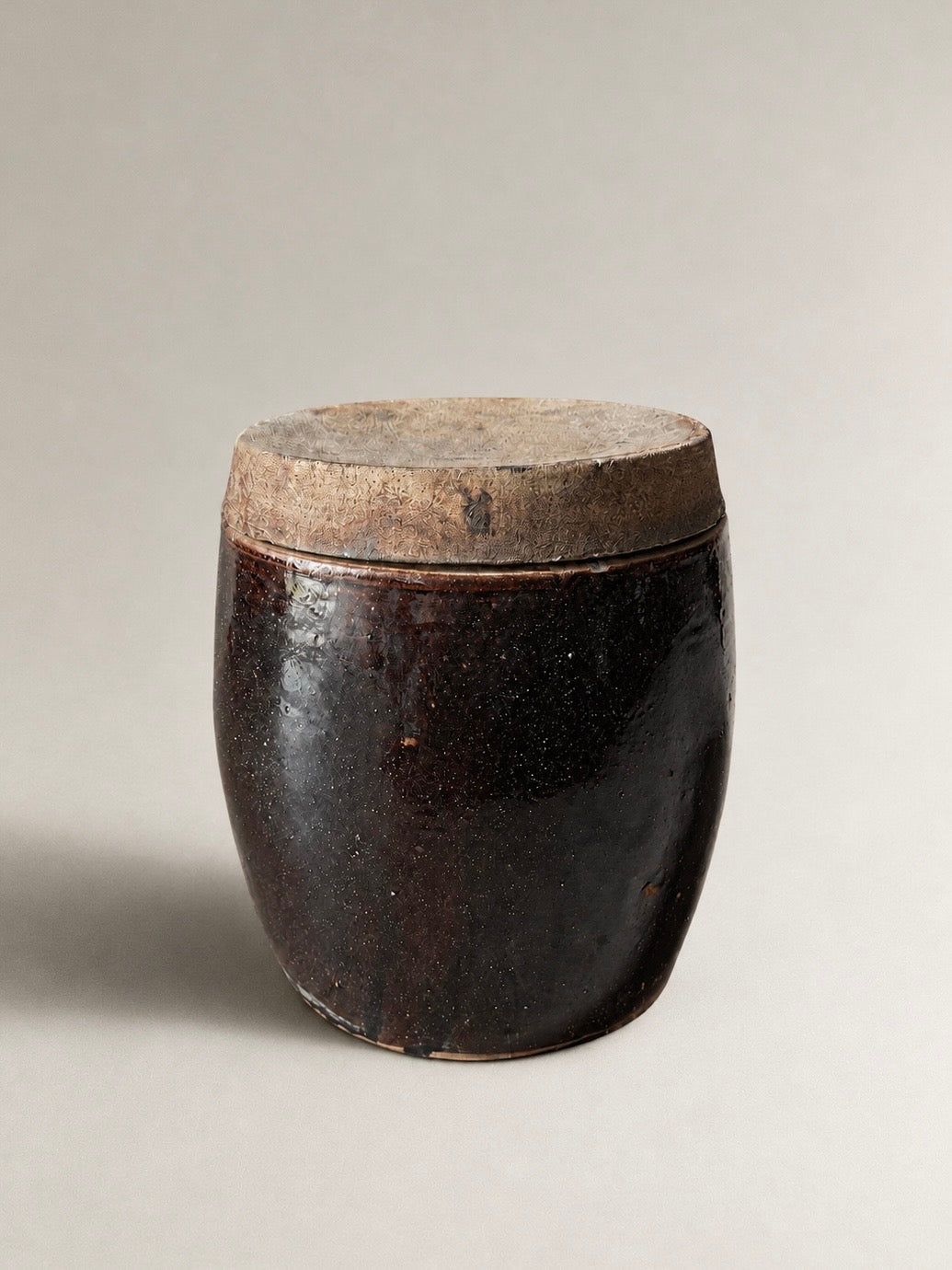 Antique Chinese apothecary jar w/ lid – No. 1