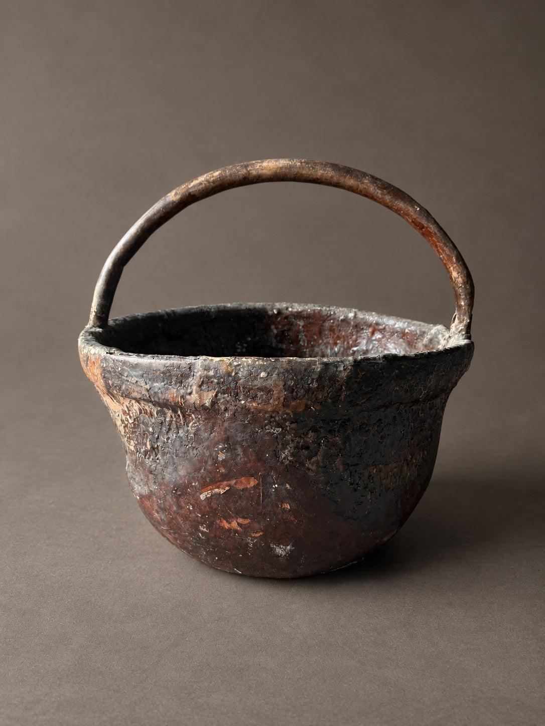 antique basket w/ handle No. 3