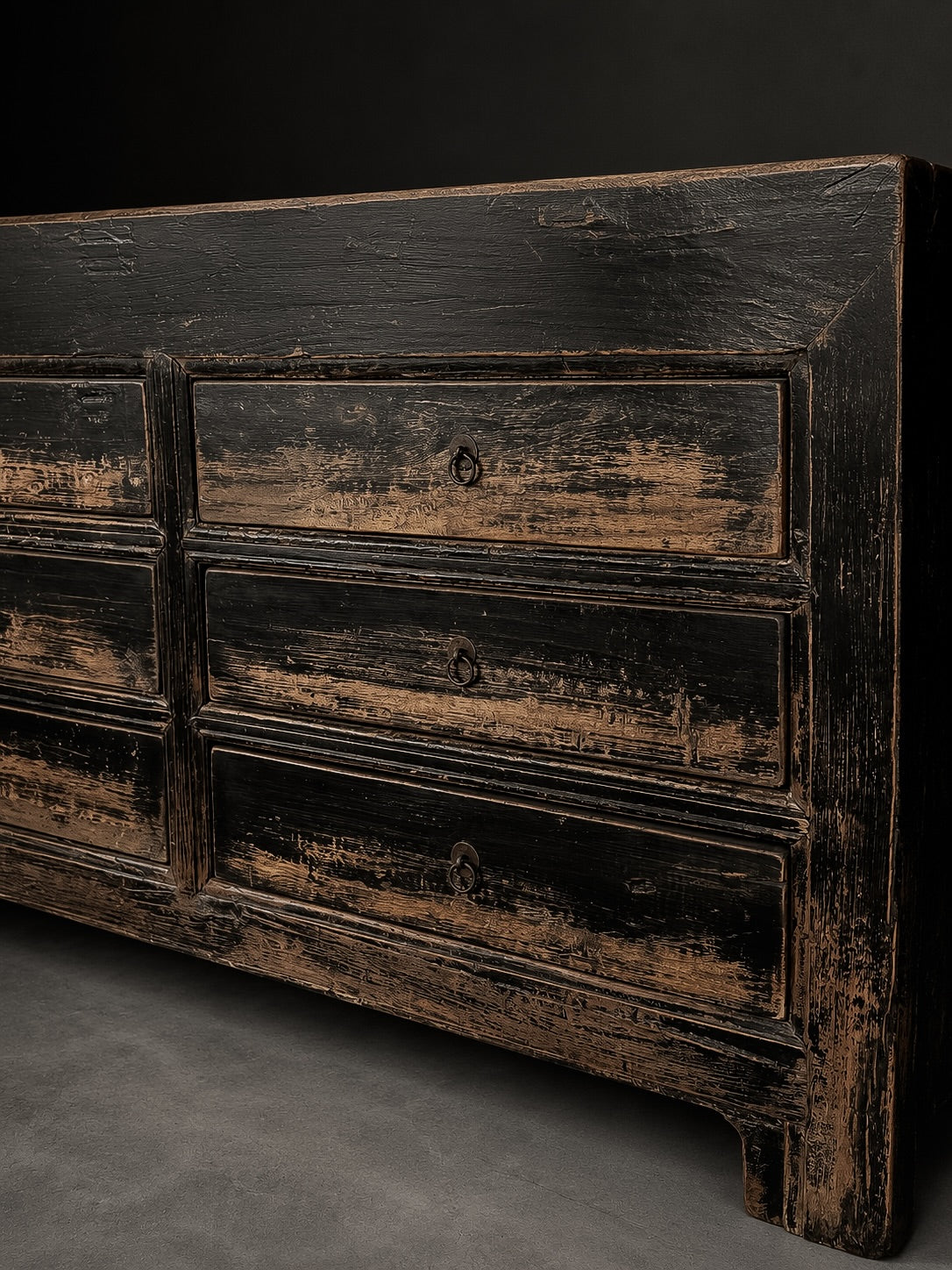 patinated Chinese drawer sideboard
