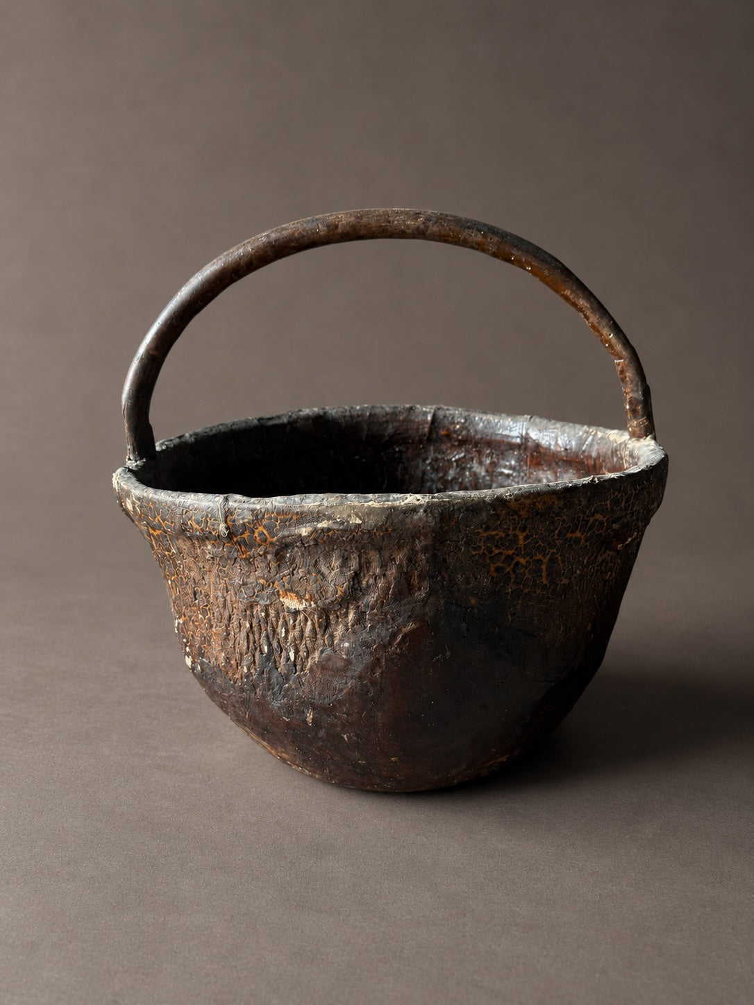 antique basket w/ handle No. 3