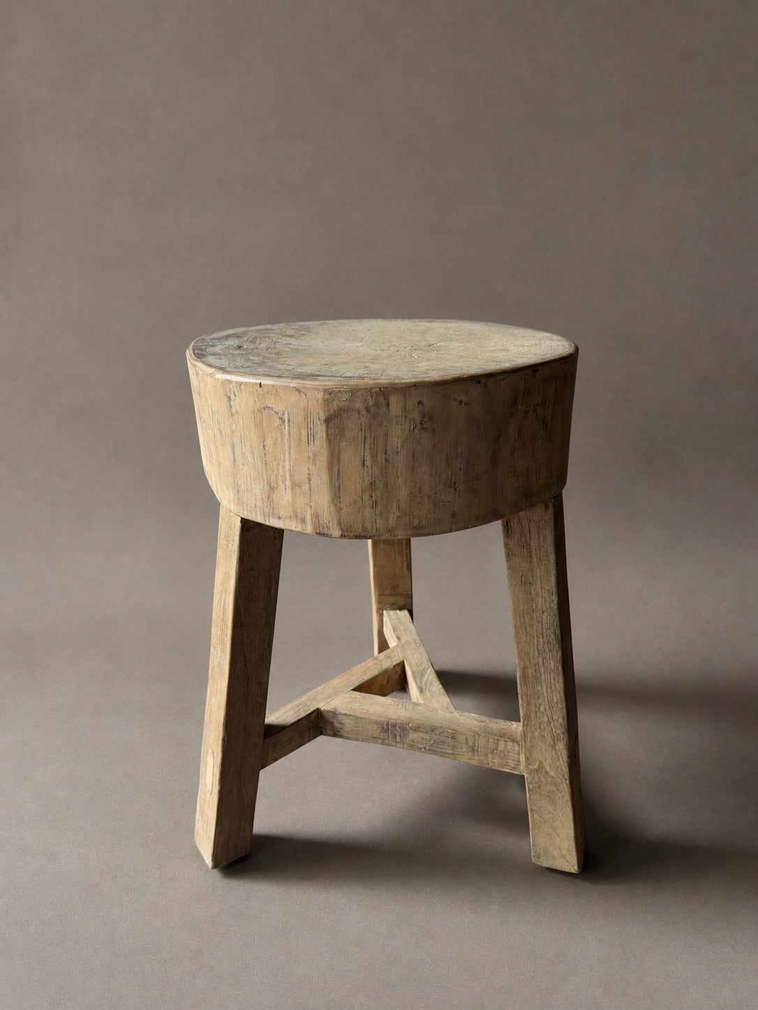 round block stool – No. 2