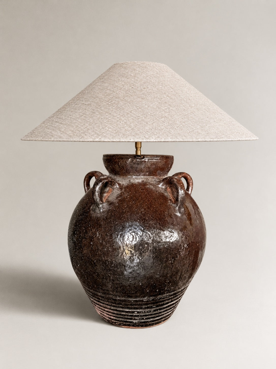 antique vessel lamp – China black glazed