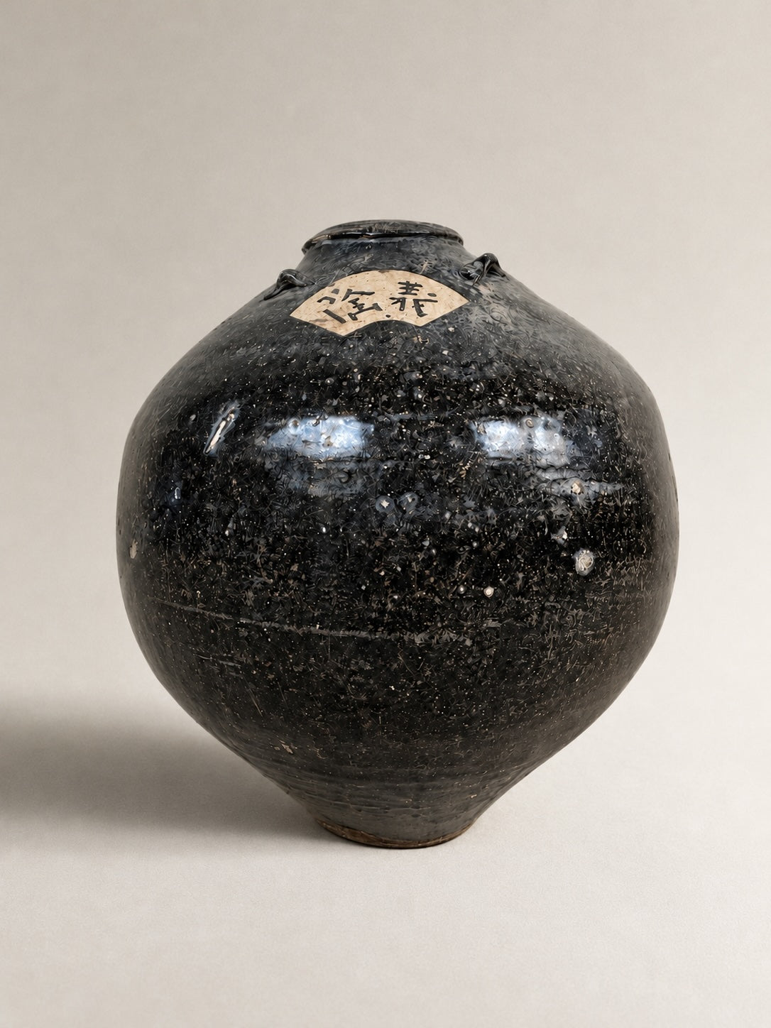 Antique Guangdong wine vessel – No. 1
