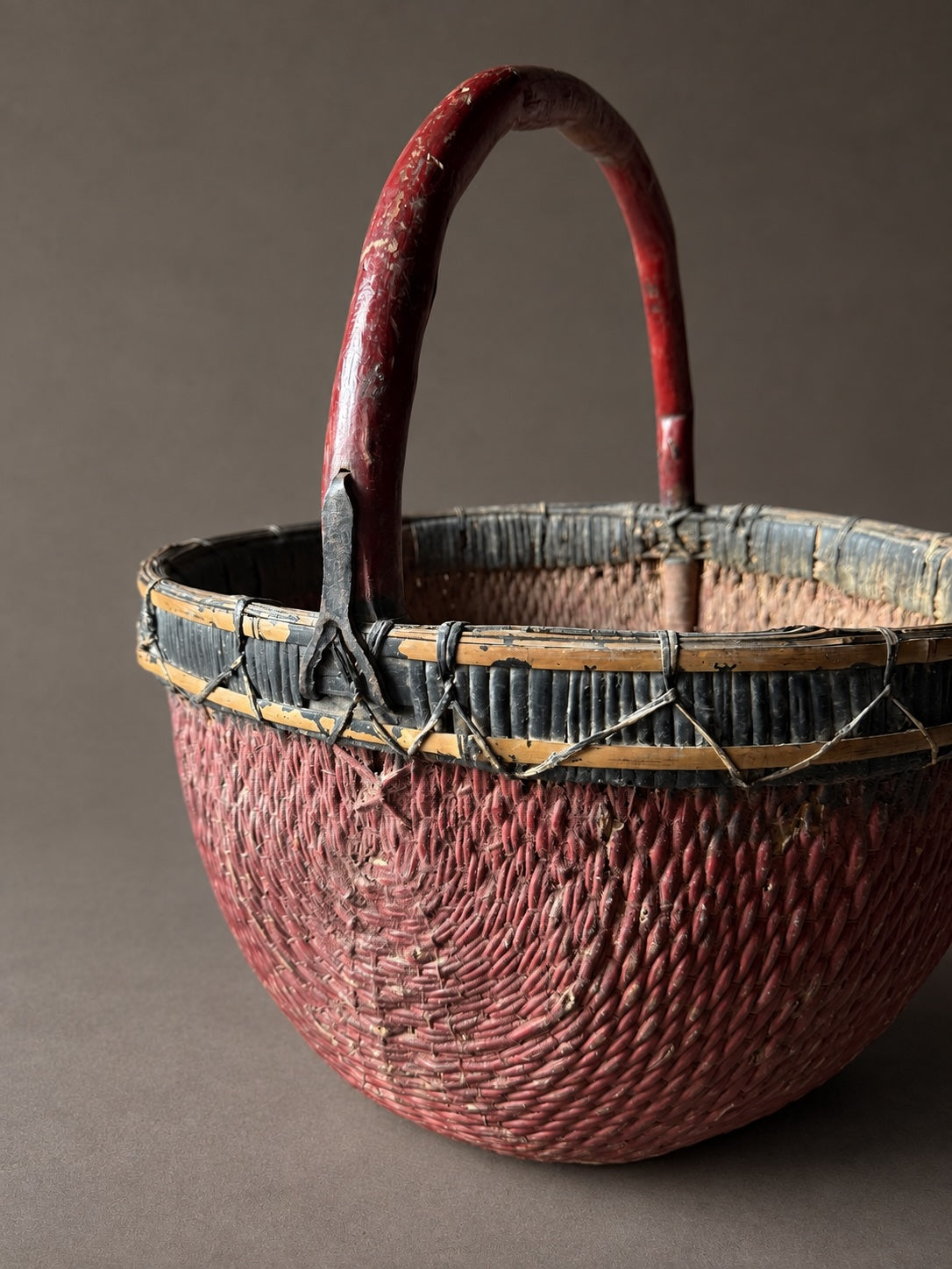 antique basket w/ handle No. 5