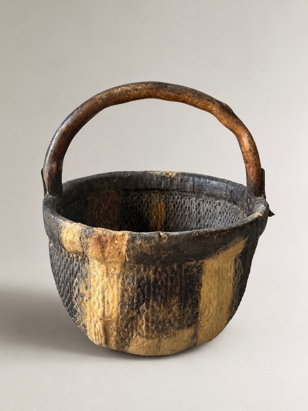 antique basket w/ handle No. 6
