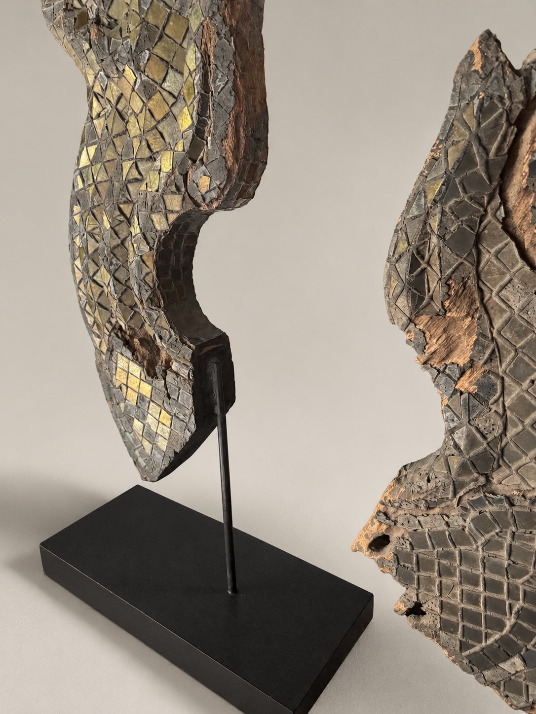 pair of antique Burmese chofas