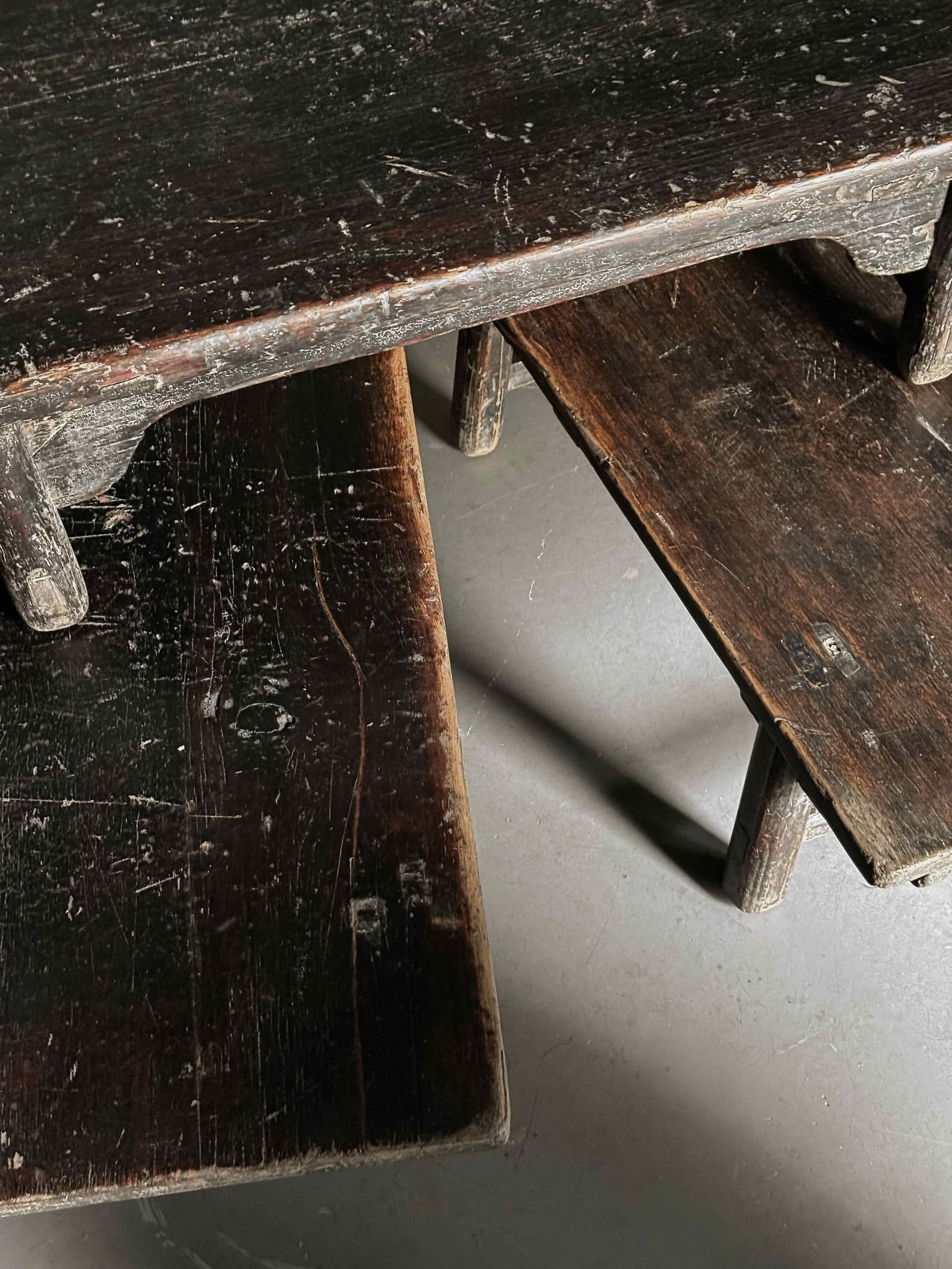 Kang table black patina