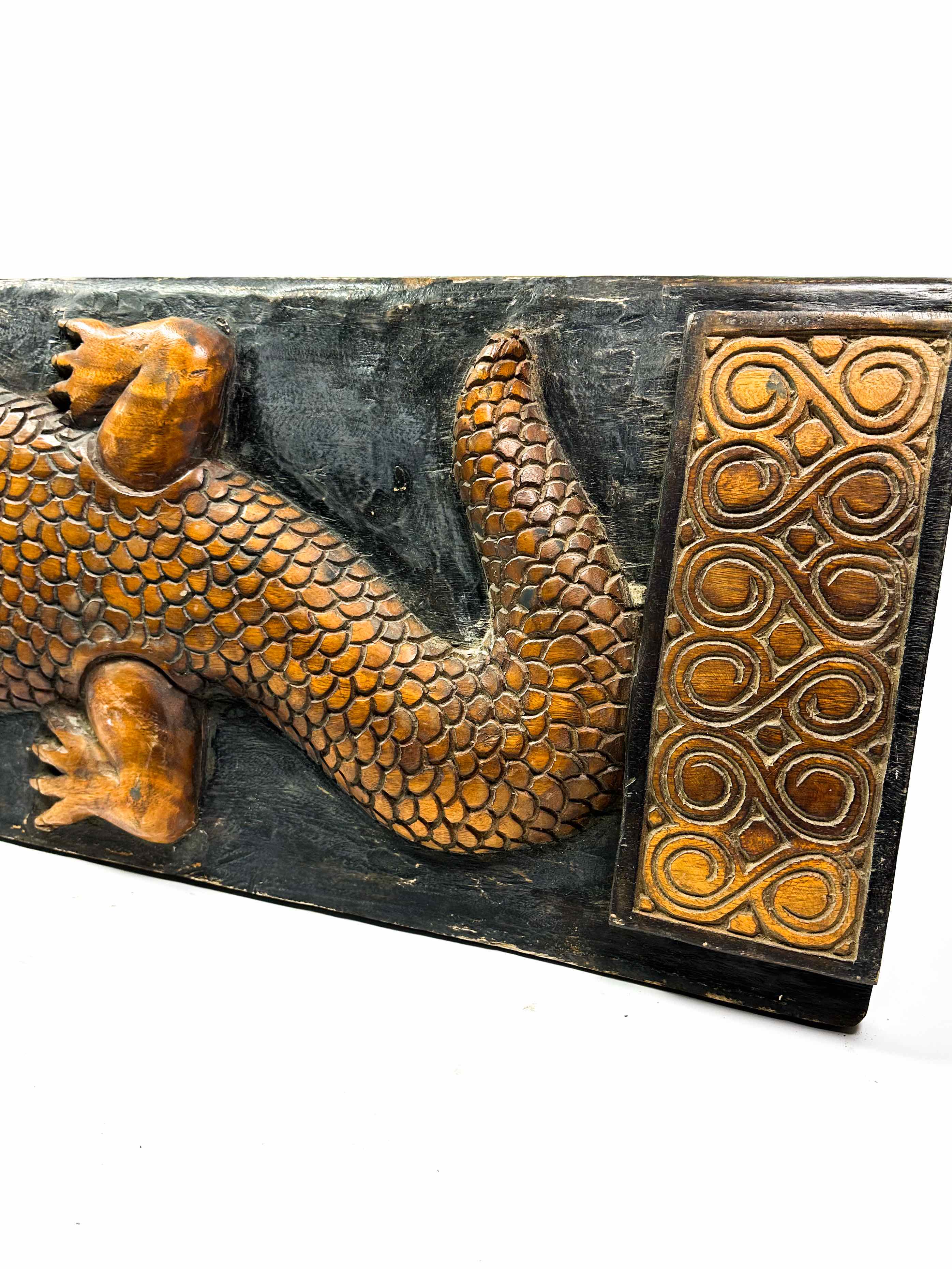 The old croco panel