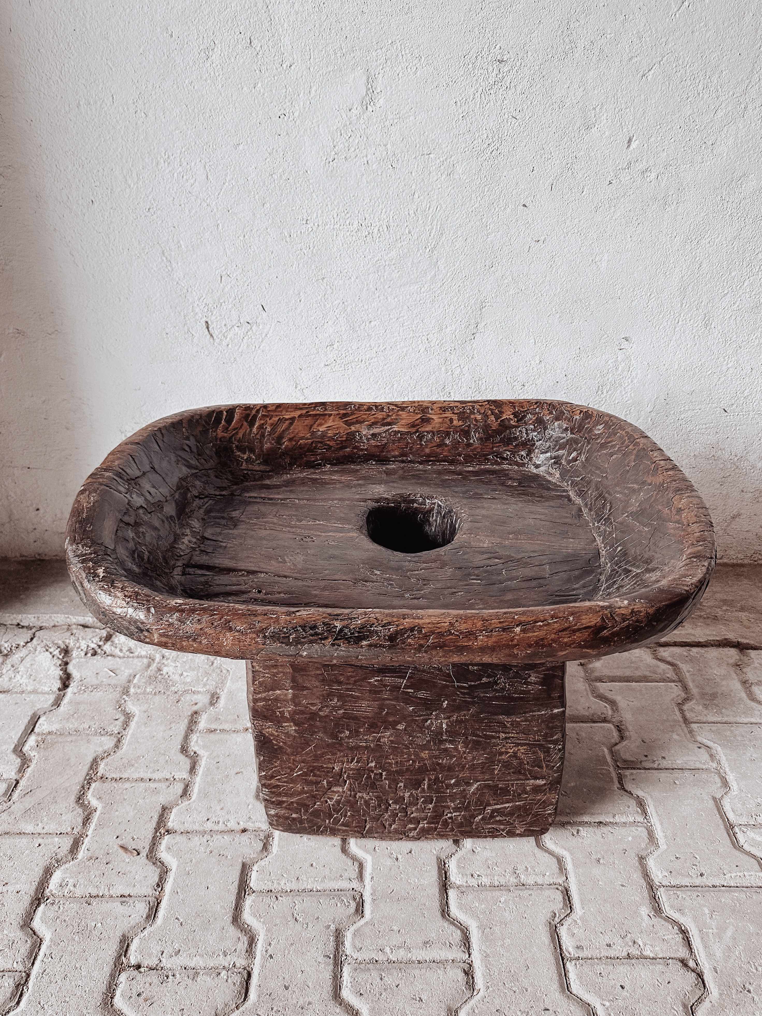 old Naga Grinder Table #1