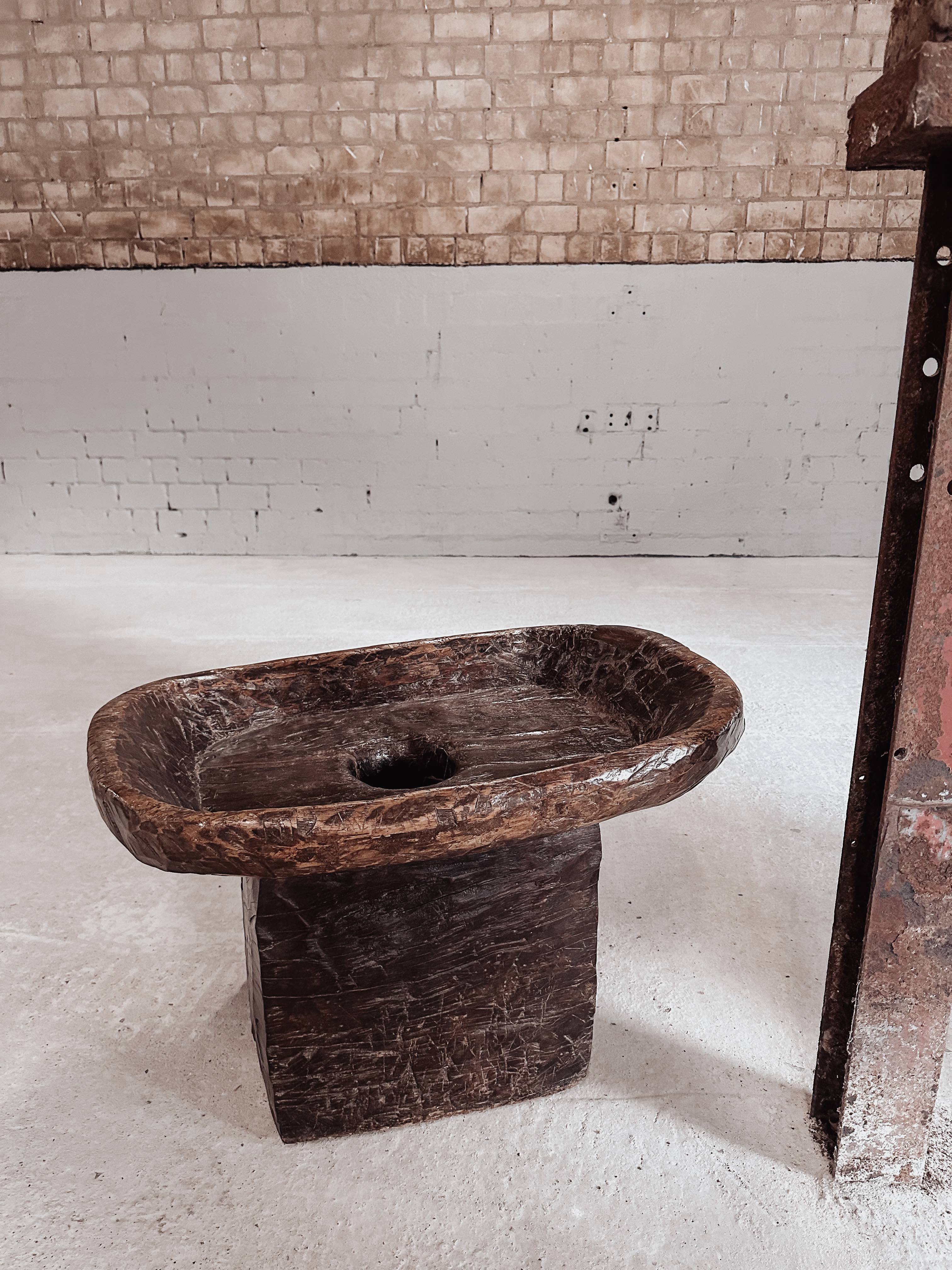 old Naga Grinder Table #1