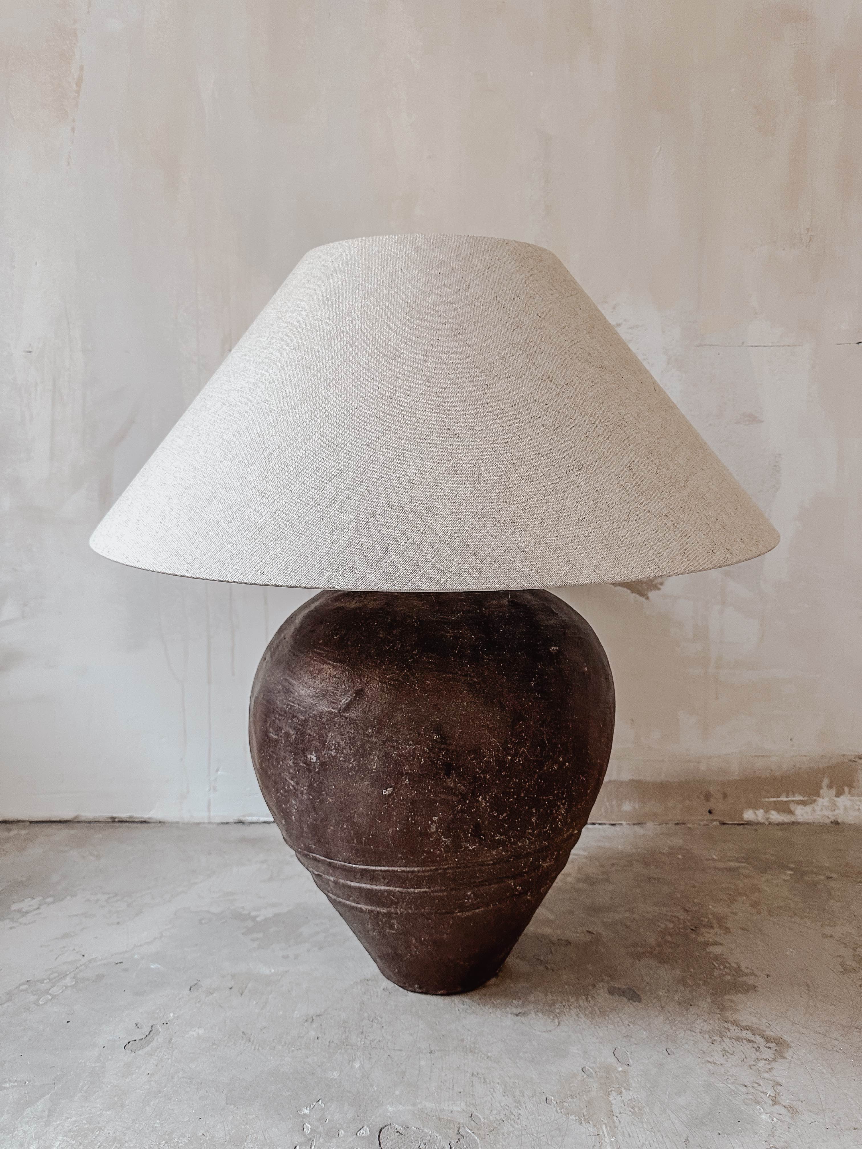 Lampe antiker Wassertopf & Leinen