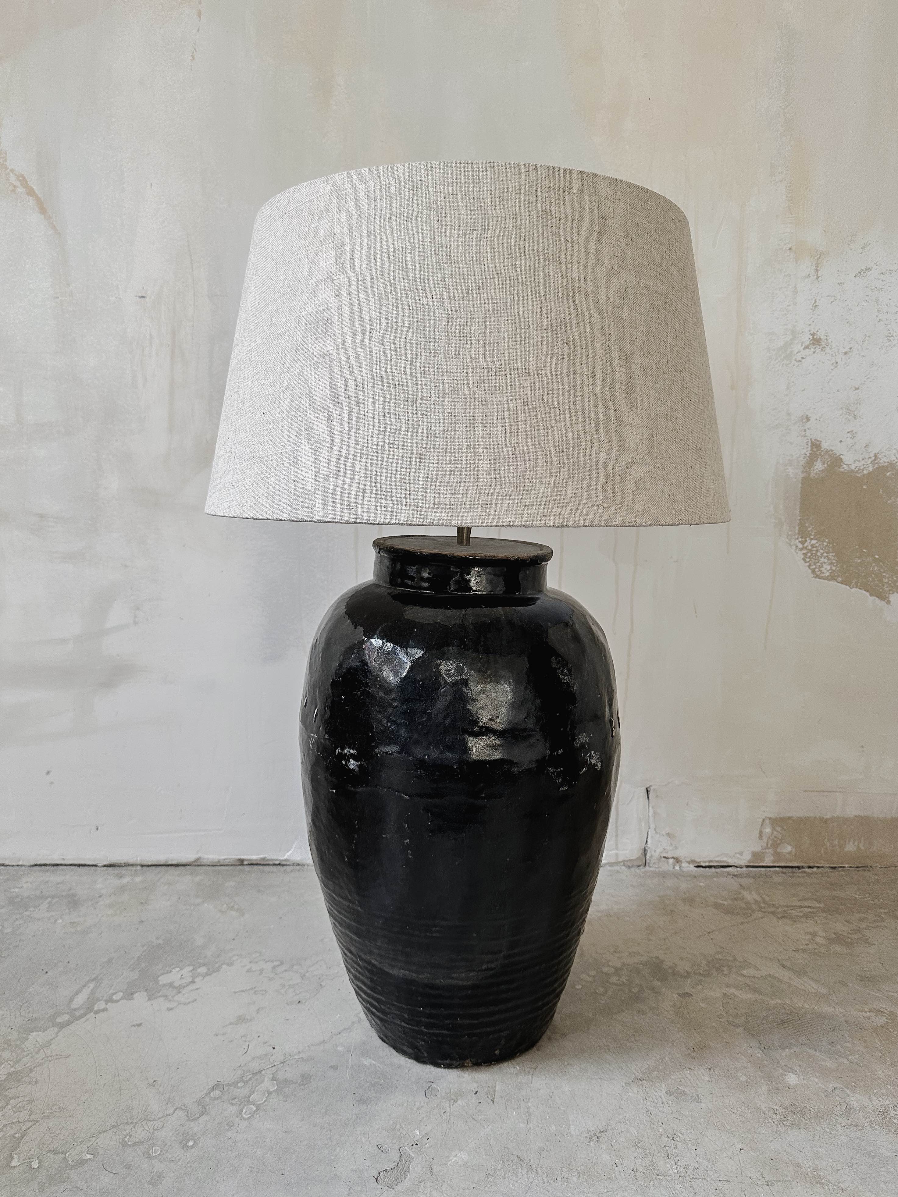 Lampe antike Urnenvase & Leinen
