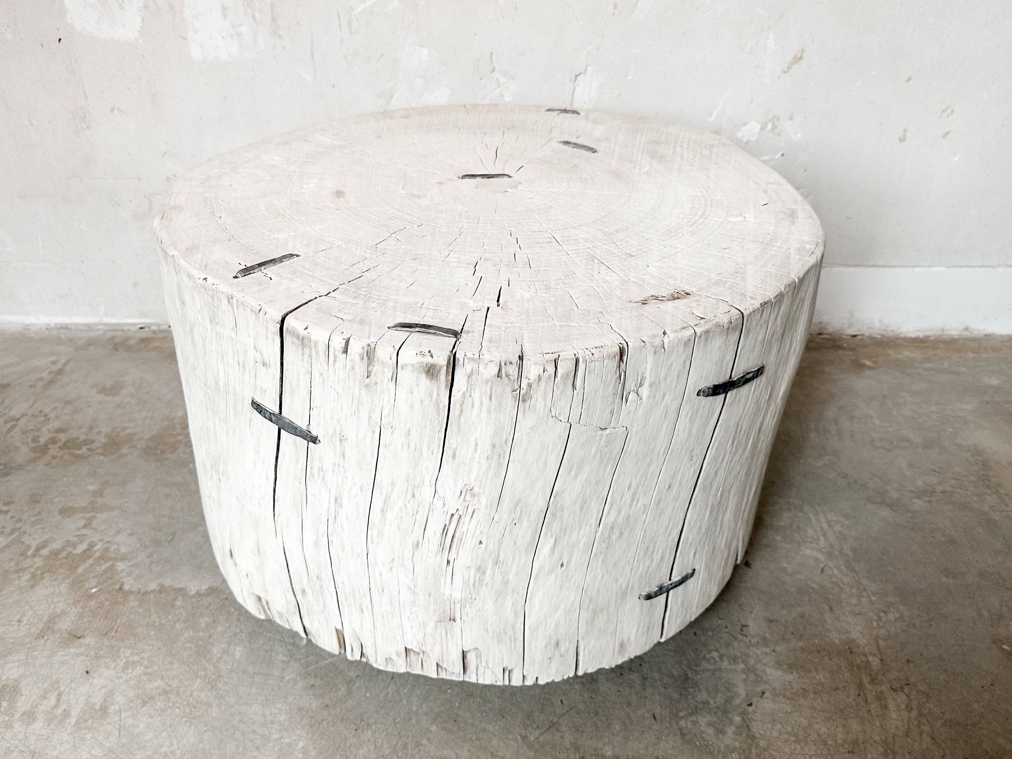 The coffee table "butcher's block round"