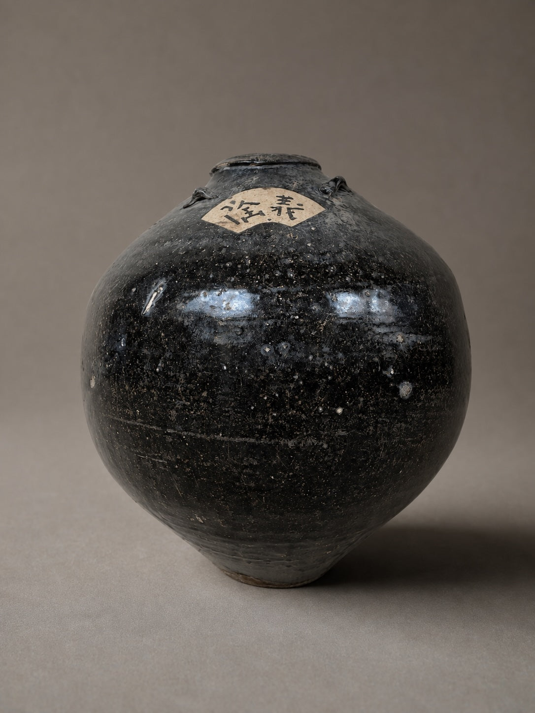 Antique Guangdong wine pot – No. 1