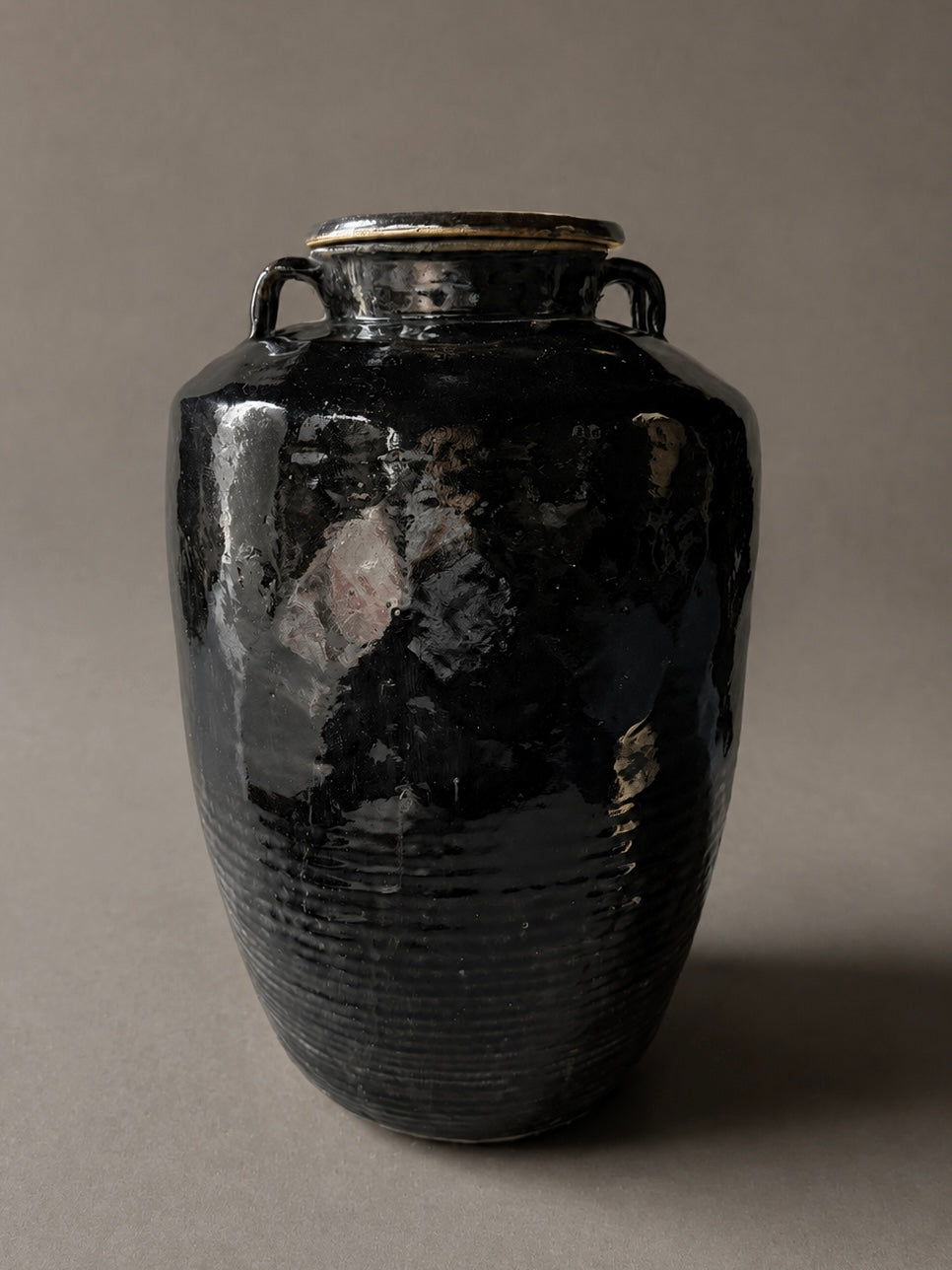 Shanxi Black – tall vessel w/ lid No. 1