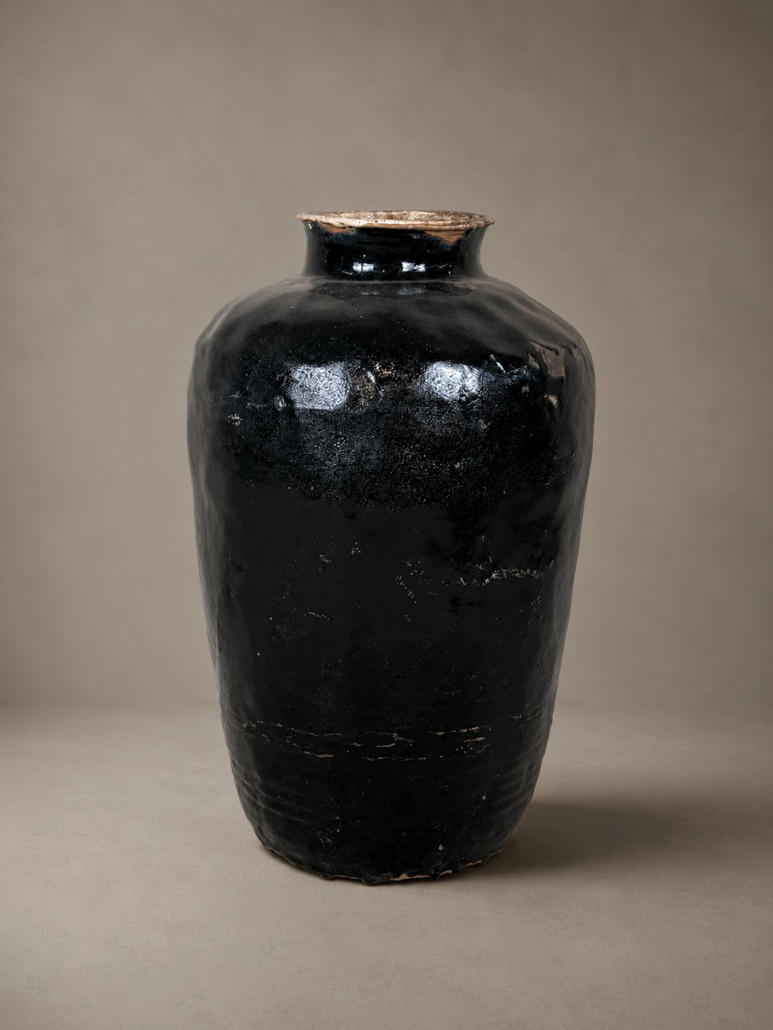 Shanxi black - tall patina vessel No. 1