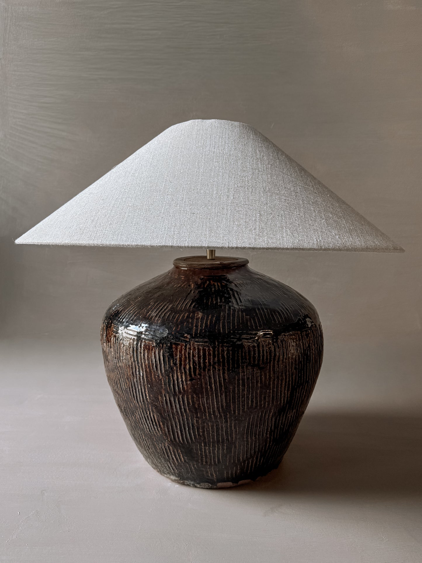 antique vessel lamp - Jiangsu