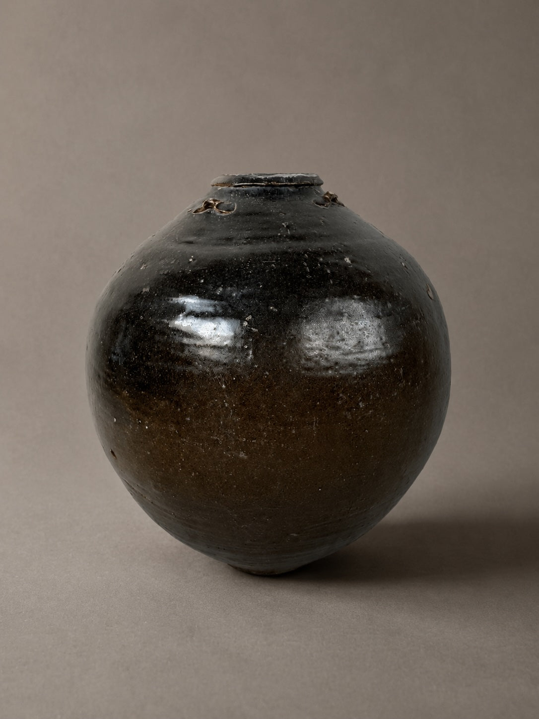 Antique Guangdong wine pot – No. 2