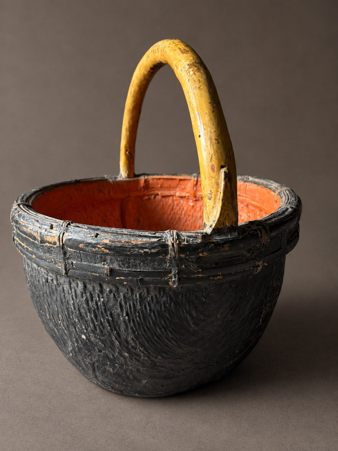 antique basket w/ handle No. 2