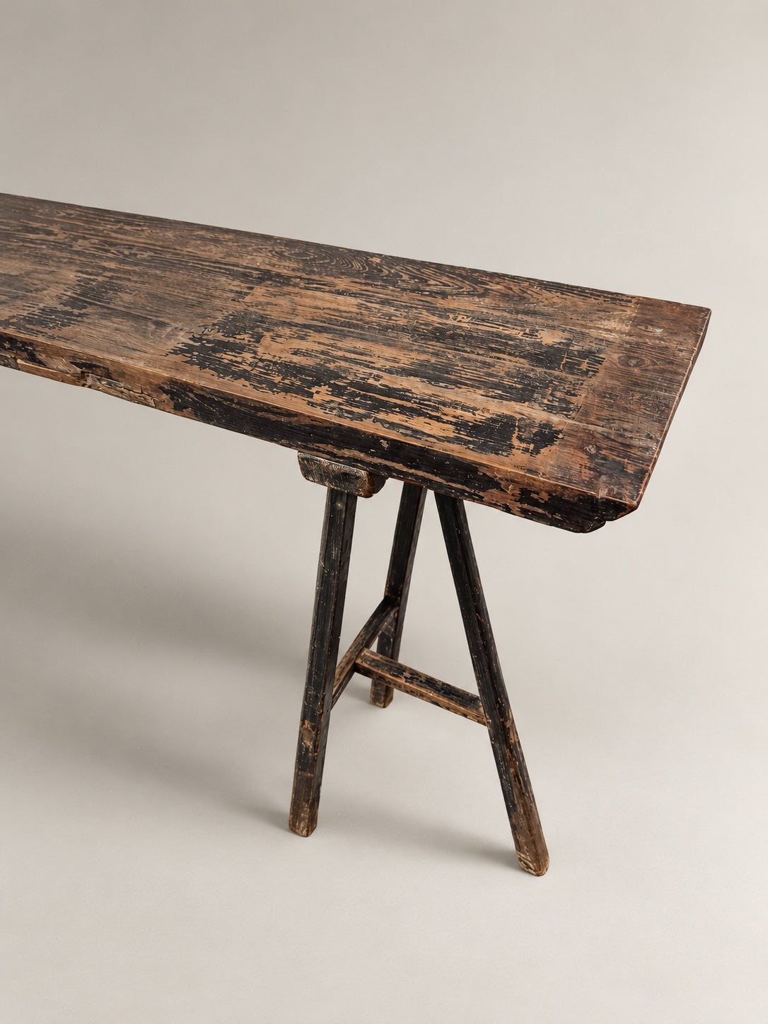 The antique Chinese painting table