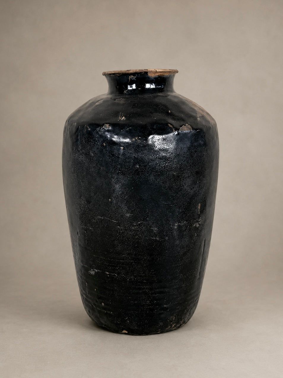 Shanxi black - tall patina vessel No. 1