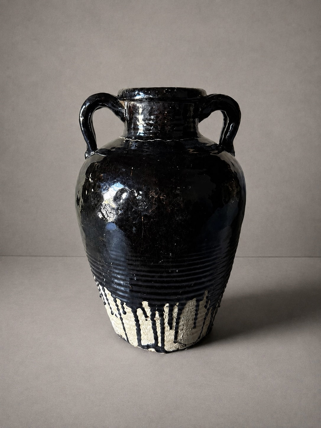 Shanxi black - tall vessel / handle No. 2