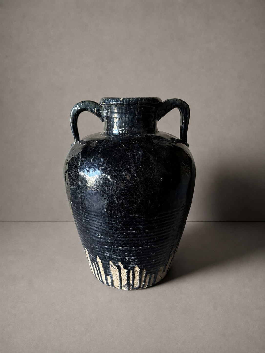 Shanxi black - tall vessel / handle No. 1