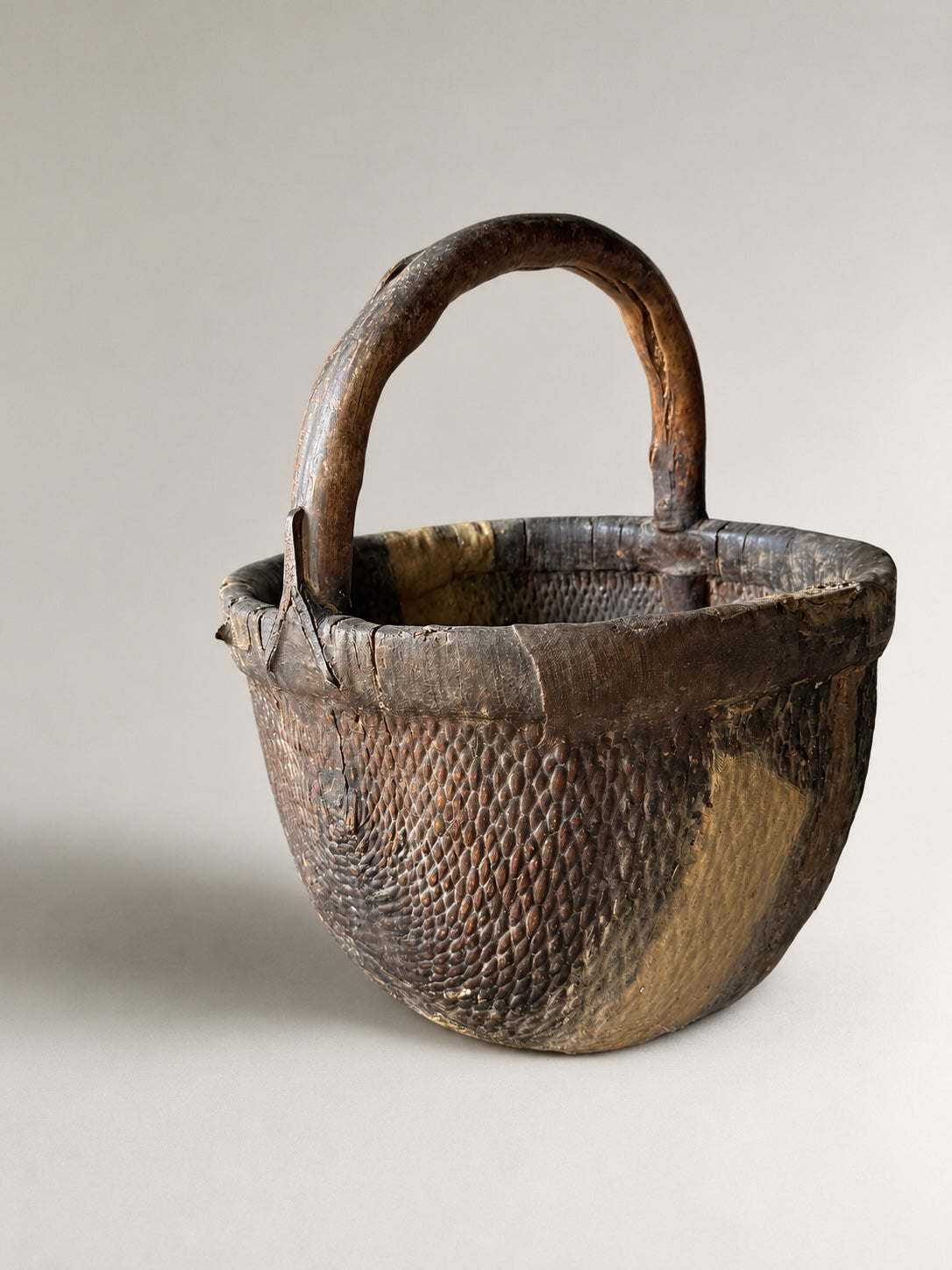 antique basket w/ handle No. 6