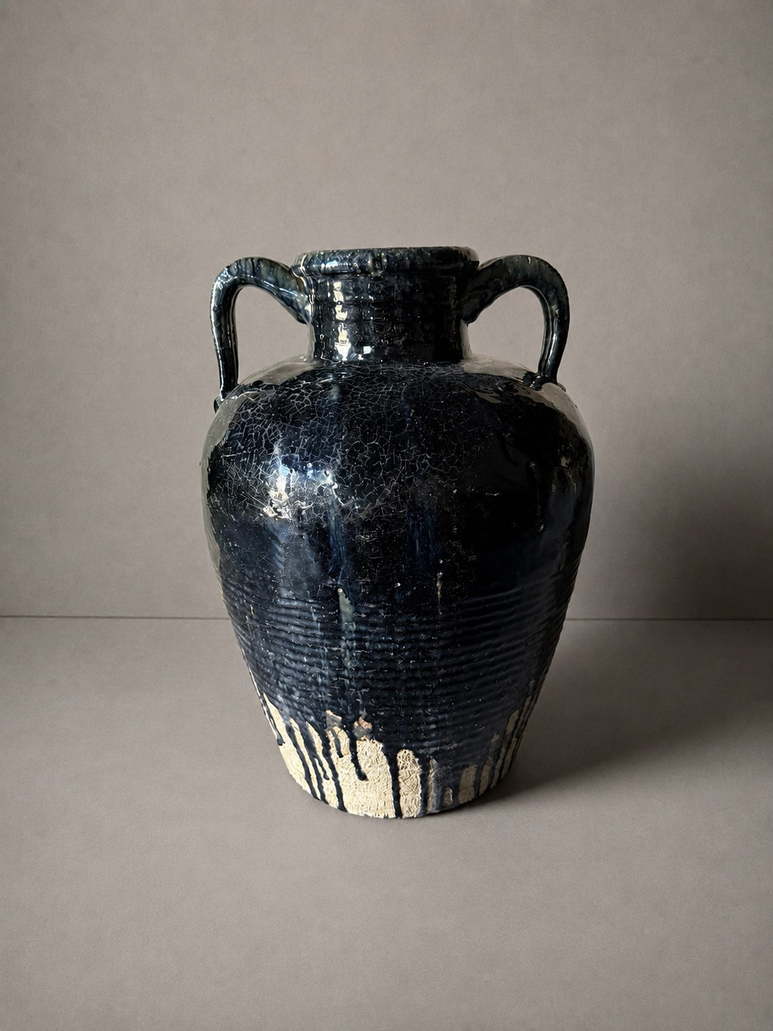 Shanxi black - tall vessel / handle No. 1