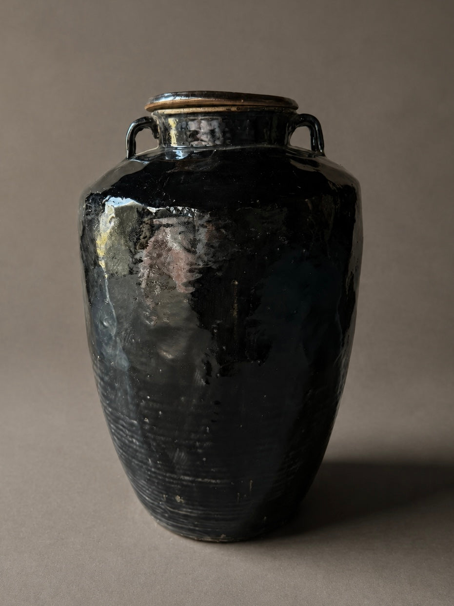 Shanxi Black – tall vessel w/ lid No. 1