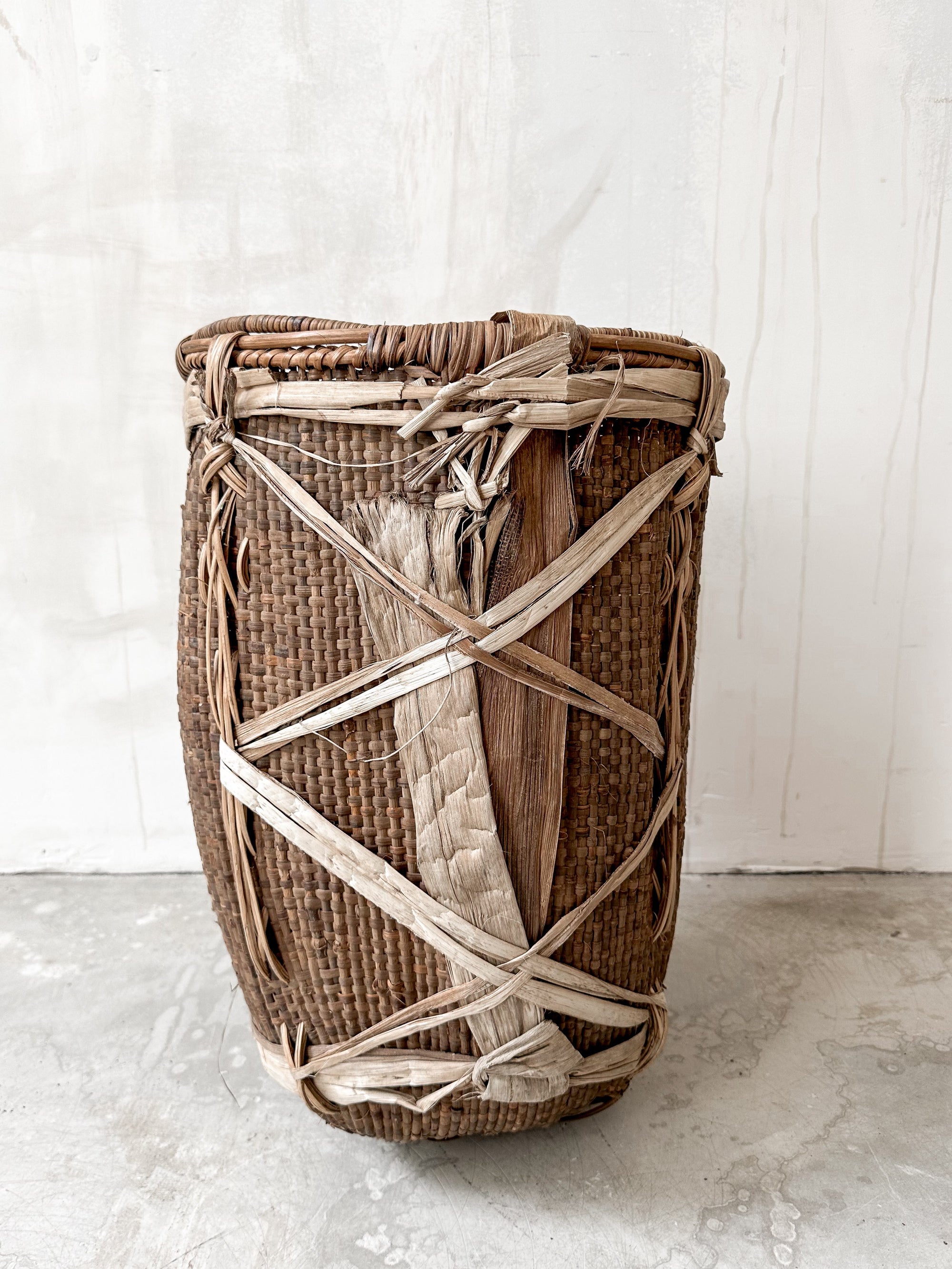 old harvesting basket Congo