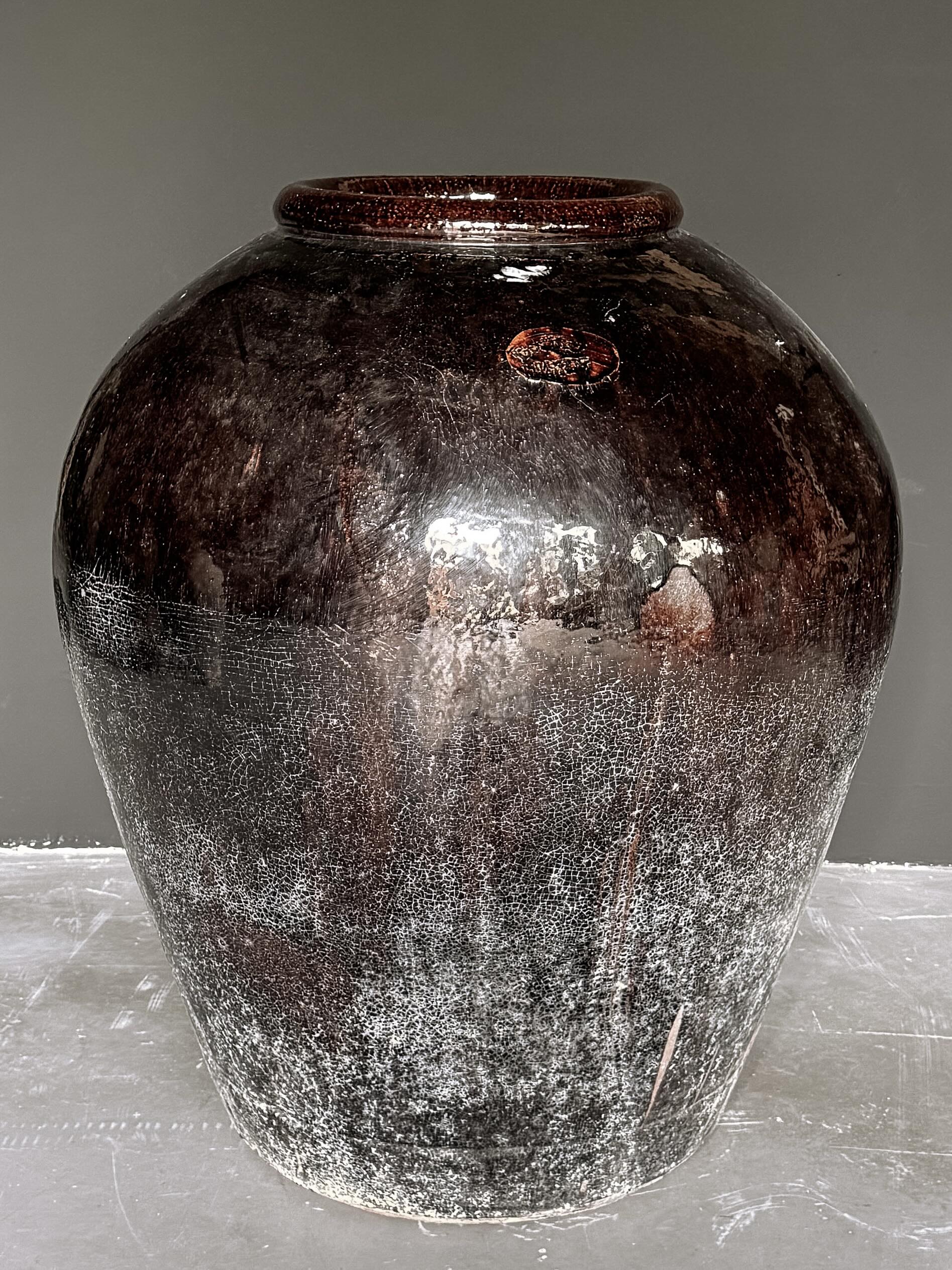 Shanxi black – patina vessel
