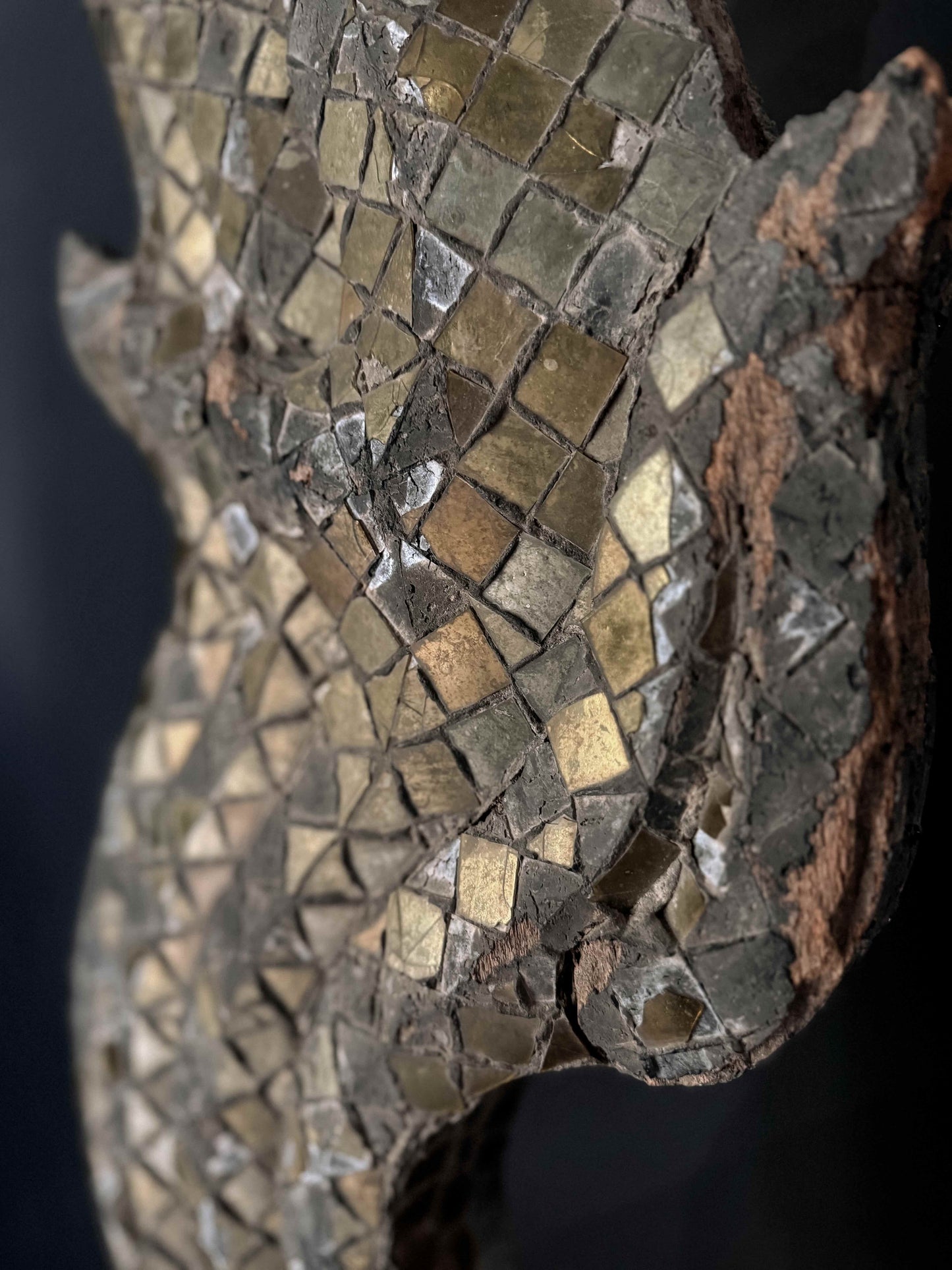 pair of antique Burmese chofas