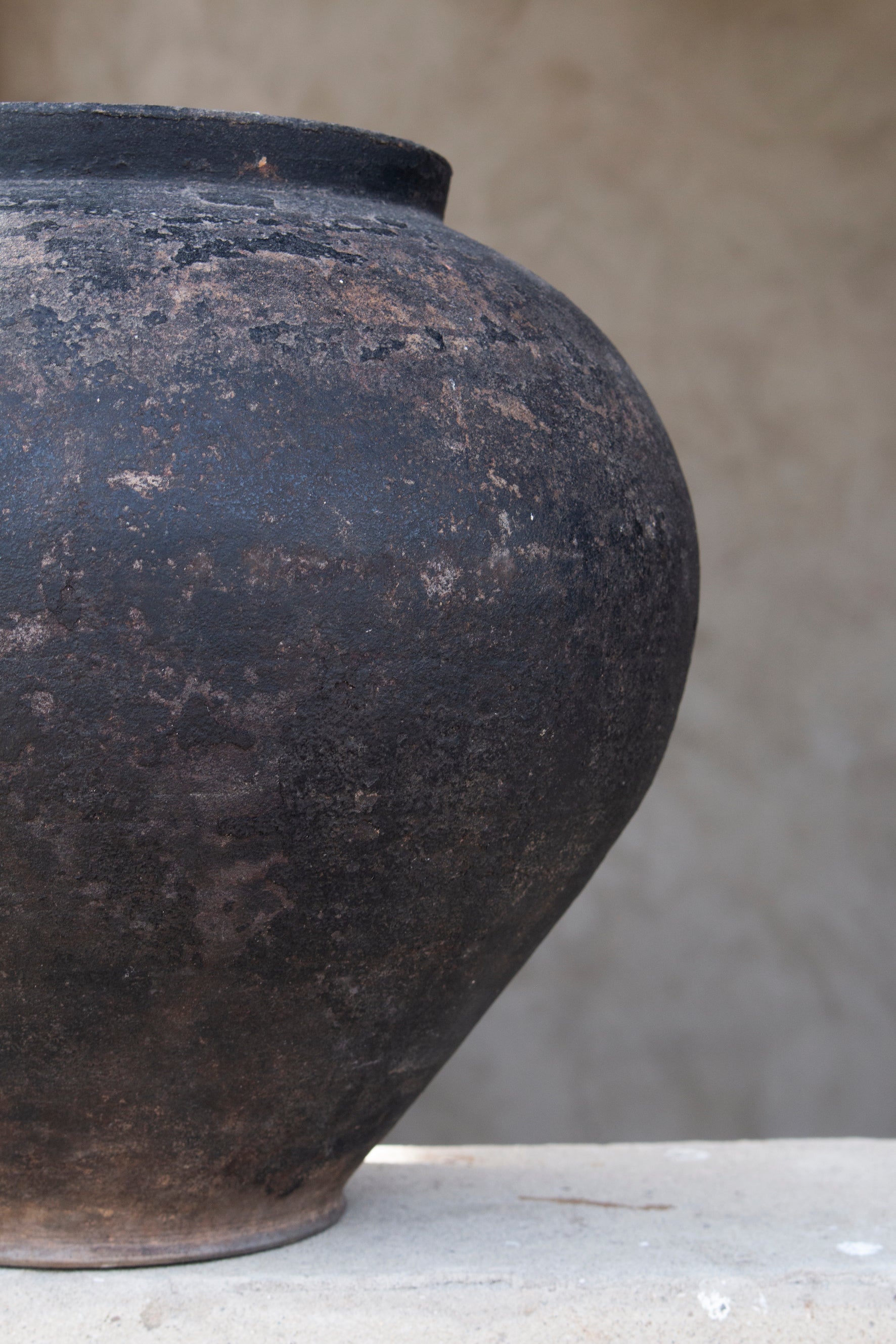 antique Ukraine grey pot #2