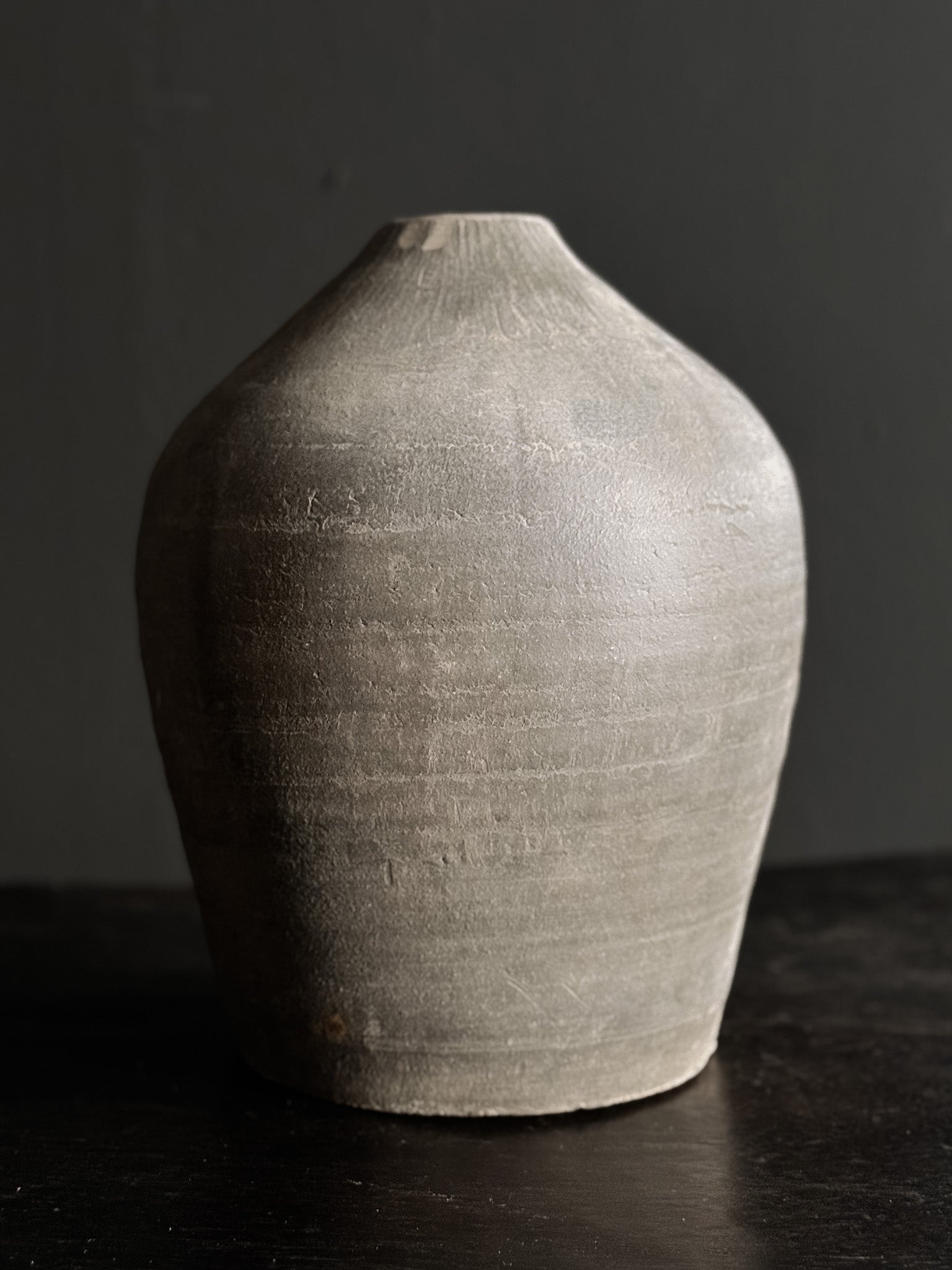 low neck vessel – No. 4