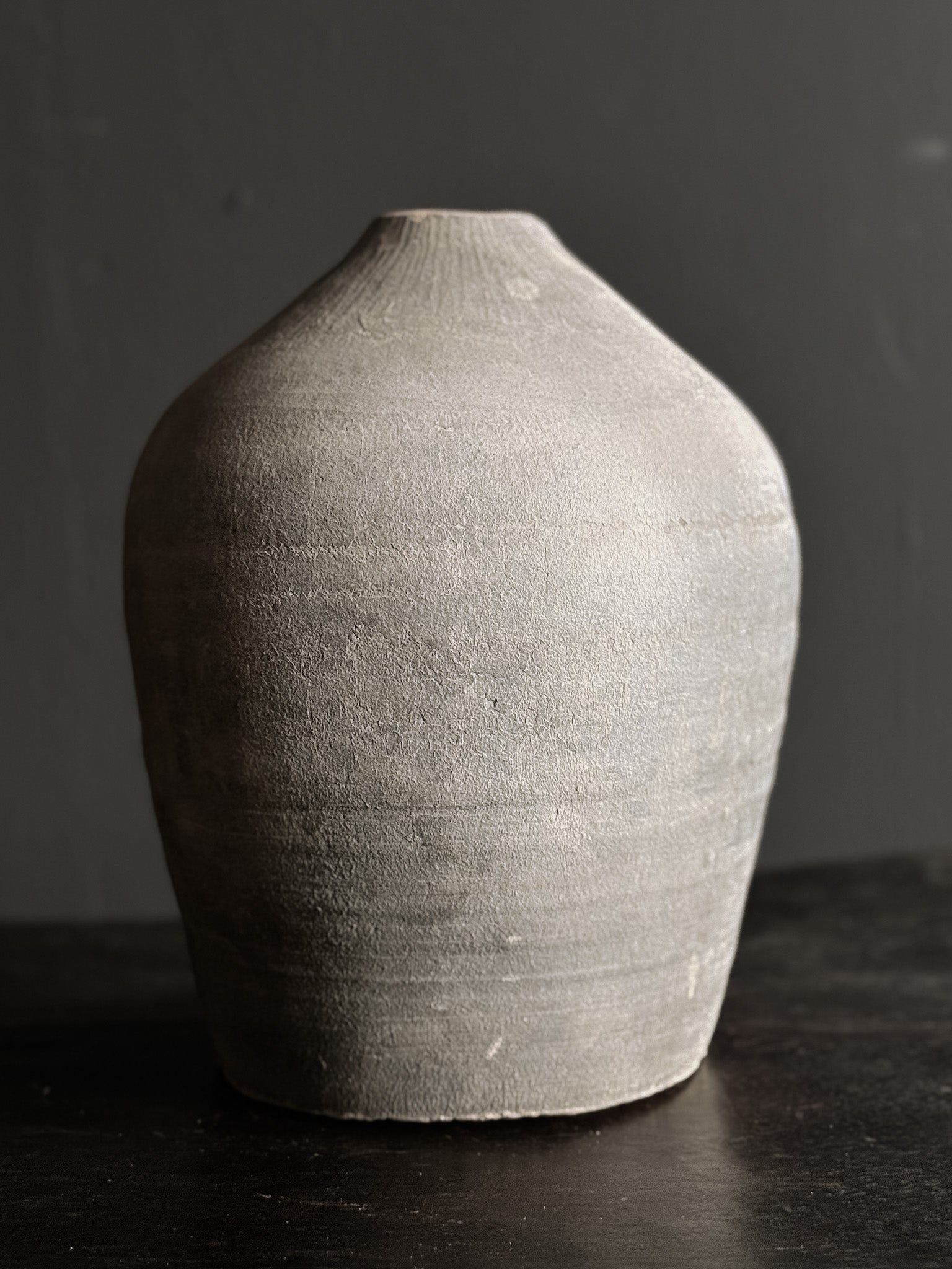 low neck vessel – No. 4