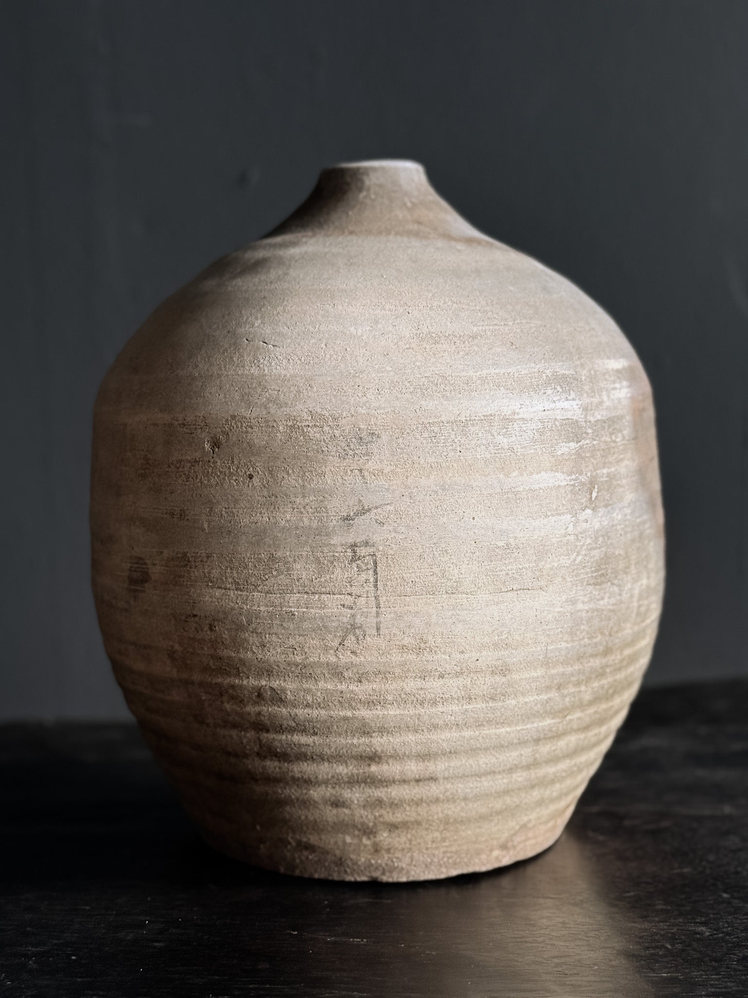low neck vessel – No. 6