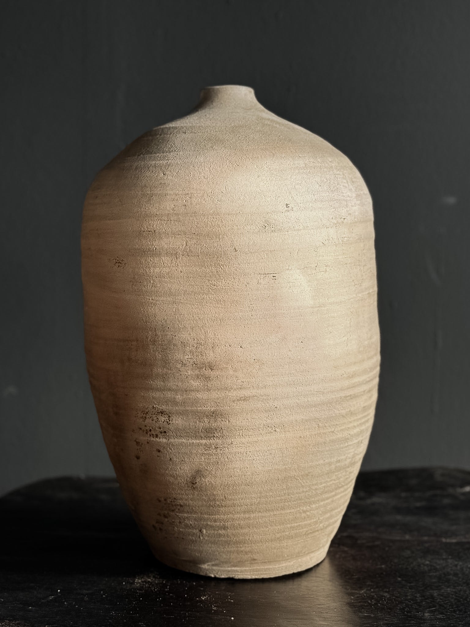 low neck vessel – No. 9