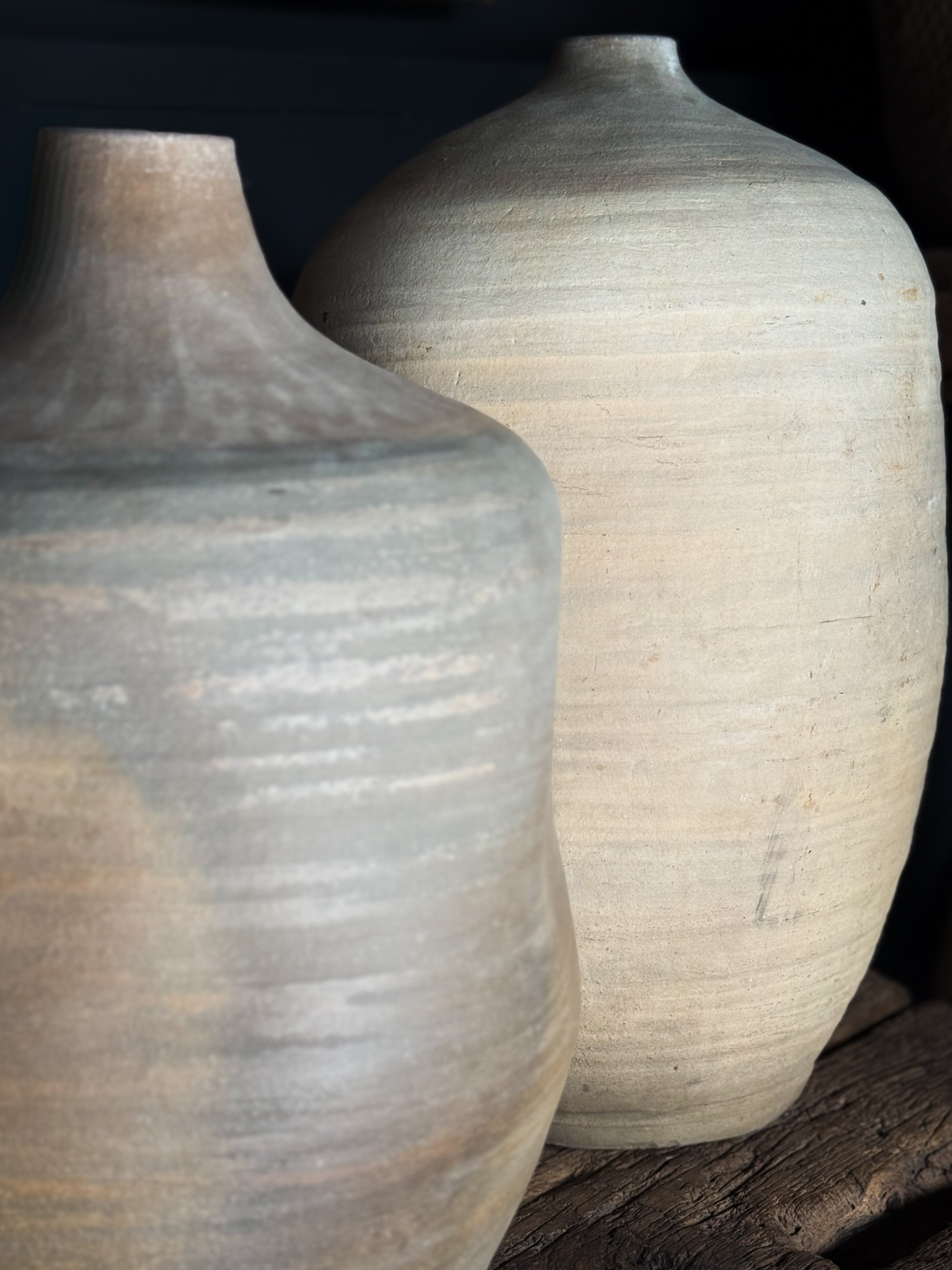 low neck vessel – No. 9