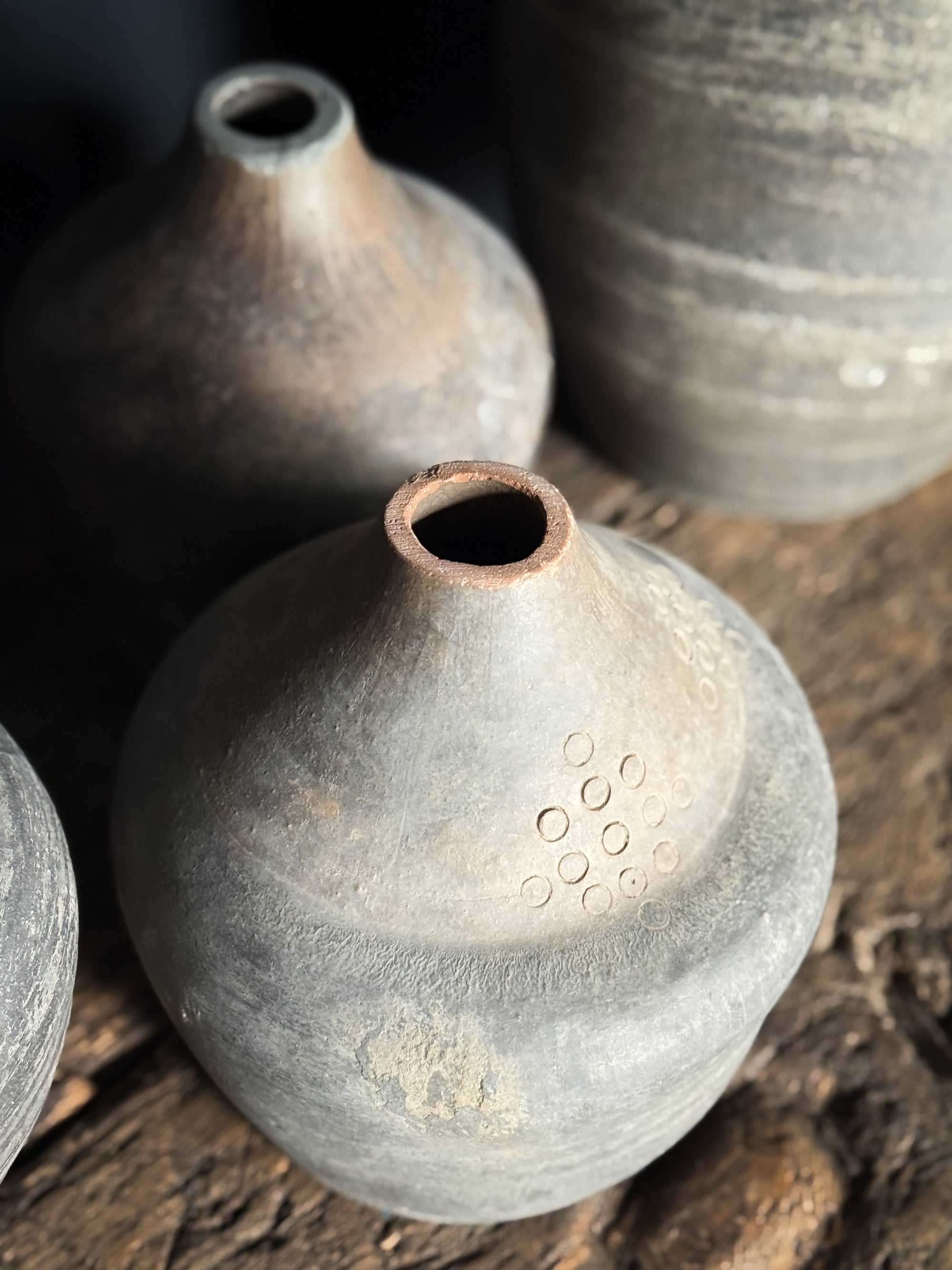 low neck vessel – No. 1