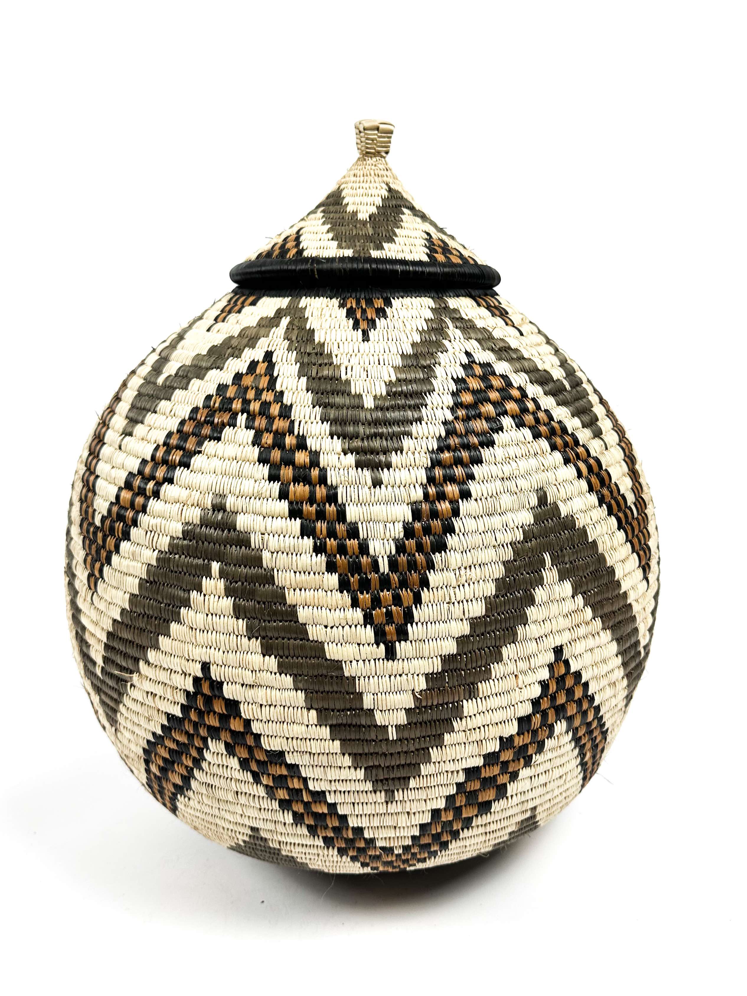 Zulu Basket #26