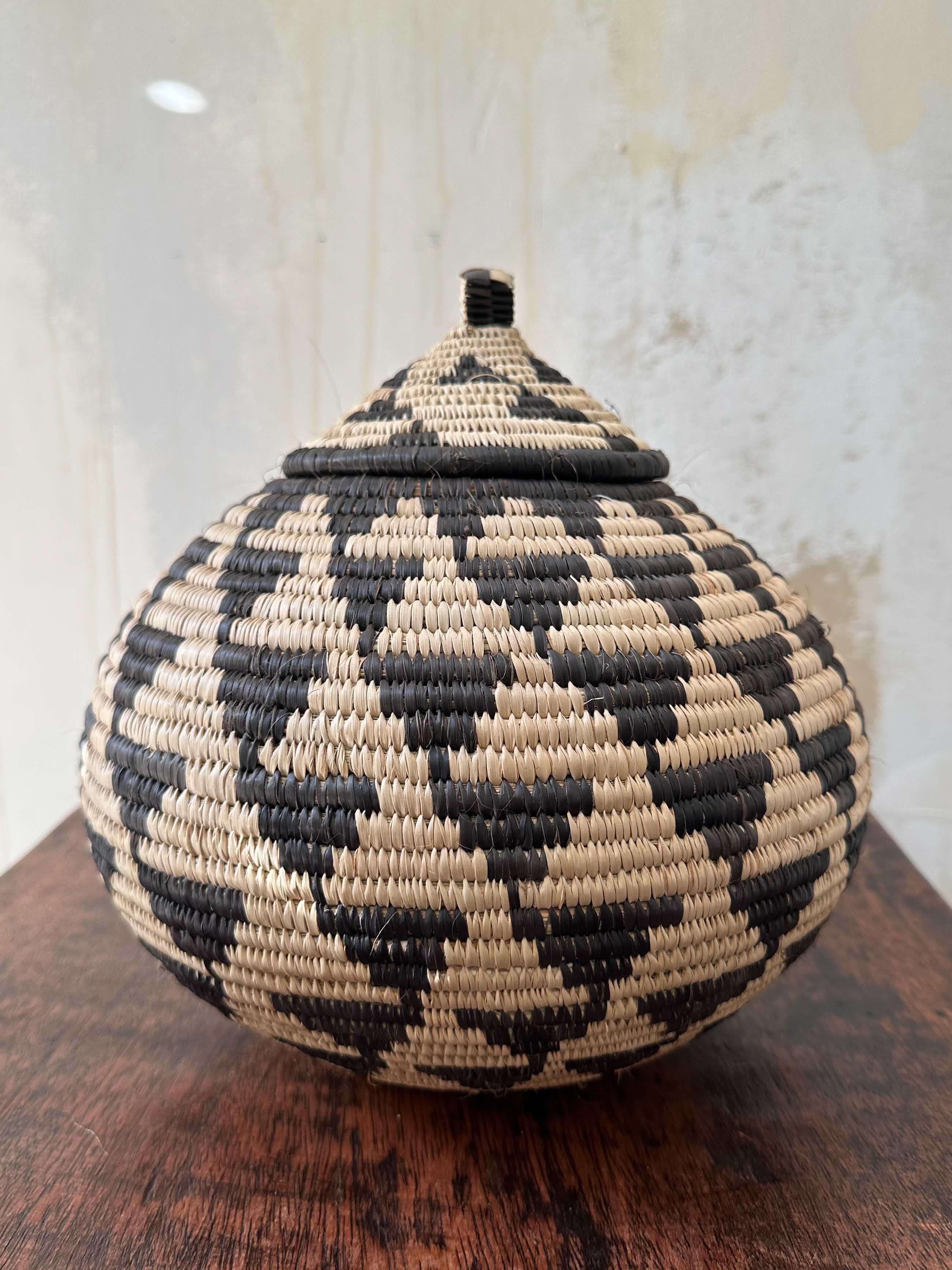 Zulu Basket #12