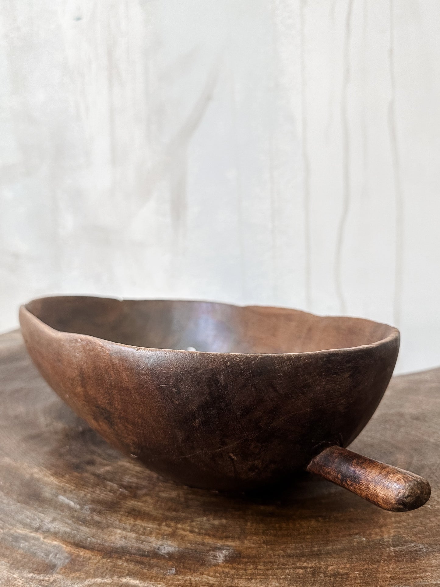 Tutsi bowl