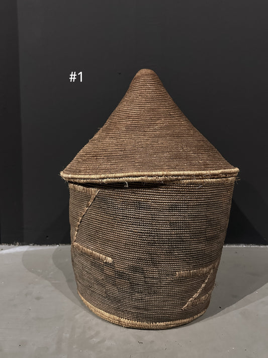 Vintage Rwanda basket size M