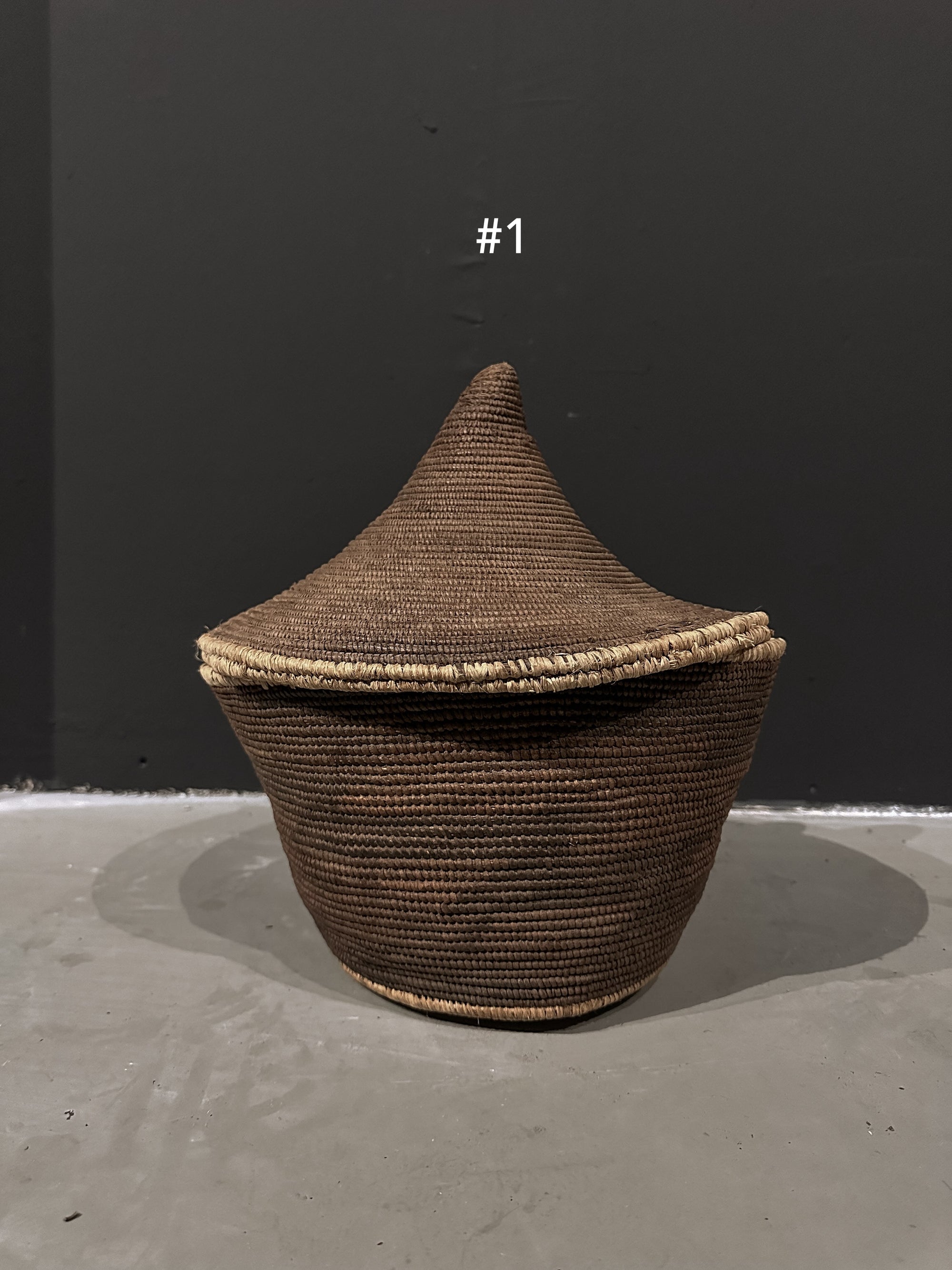 Vintage Rwanda basket size S