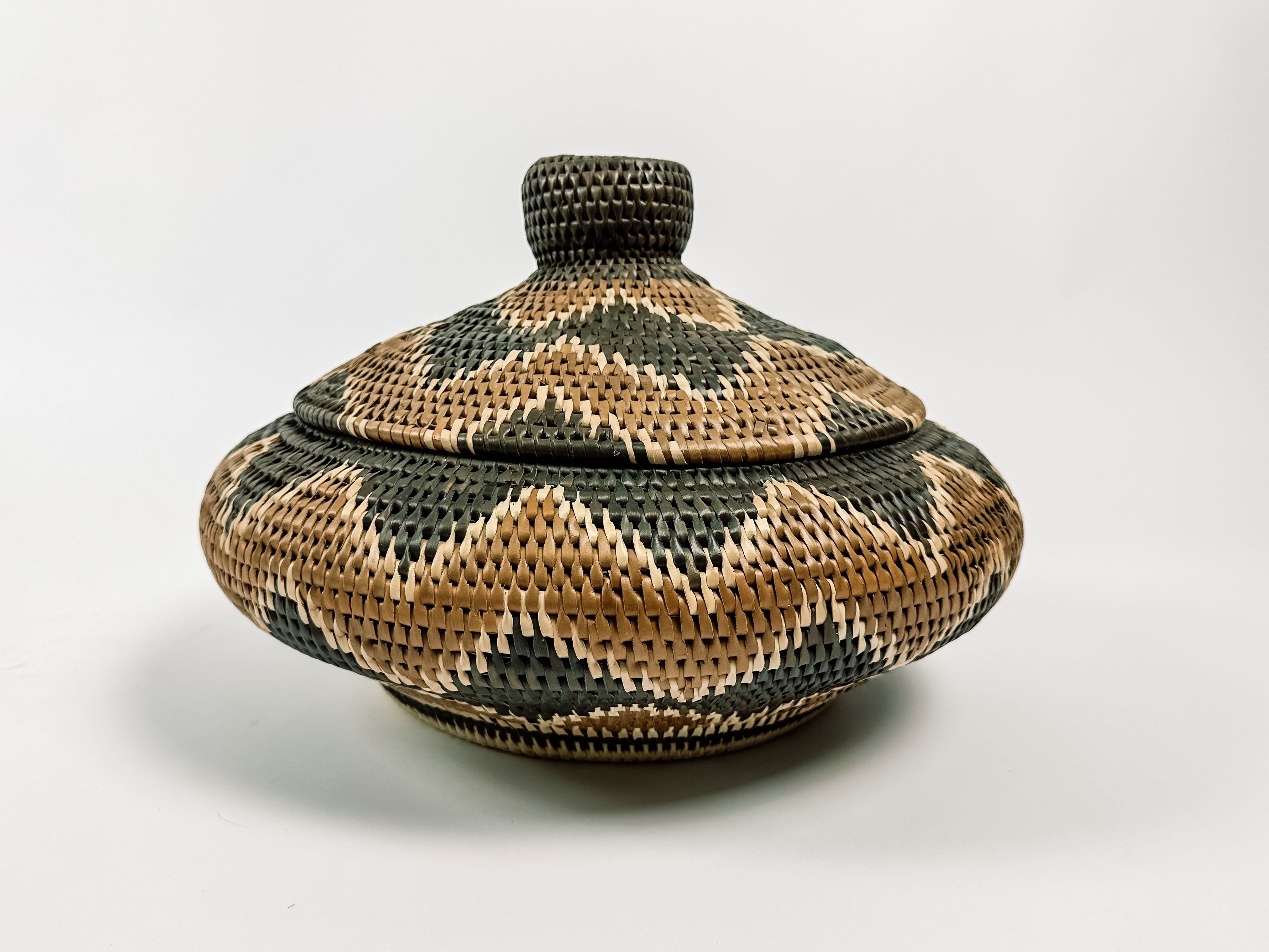 Indonesian basket palm flat #5