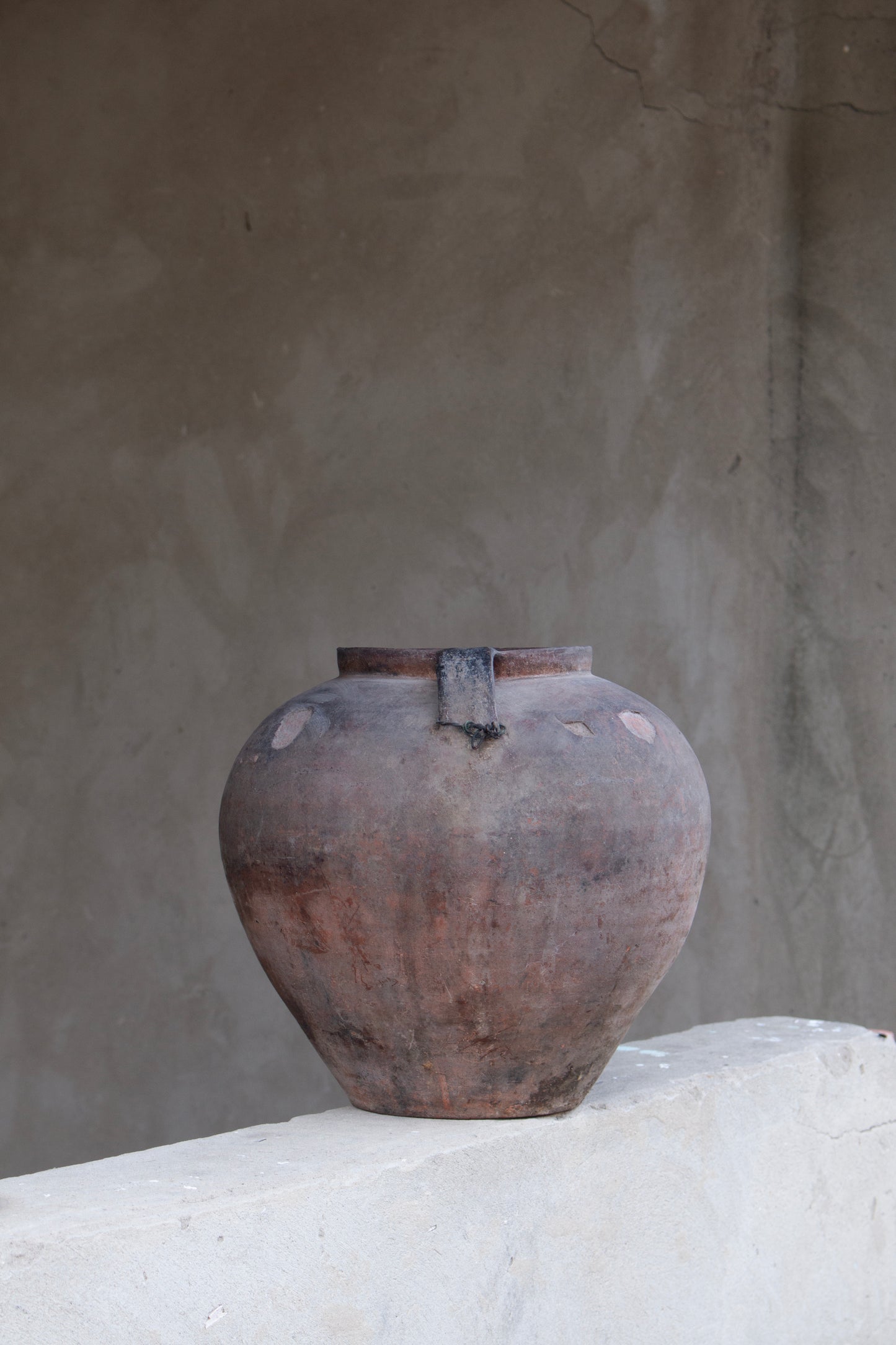 antique signature pot #8