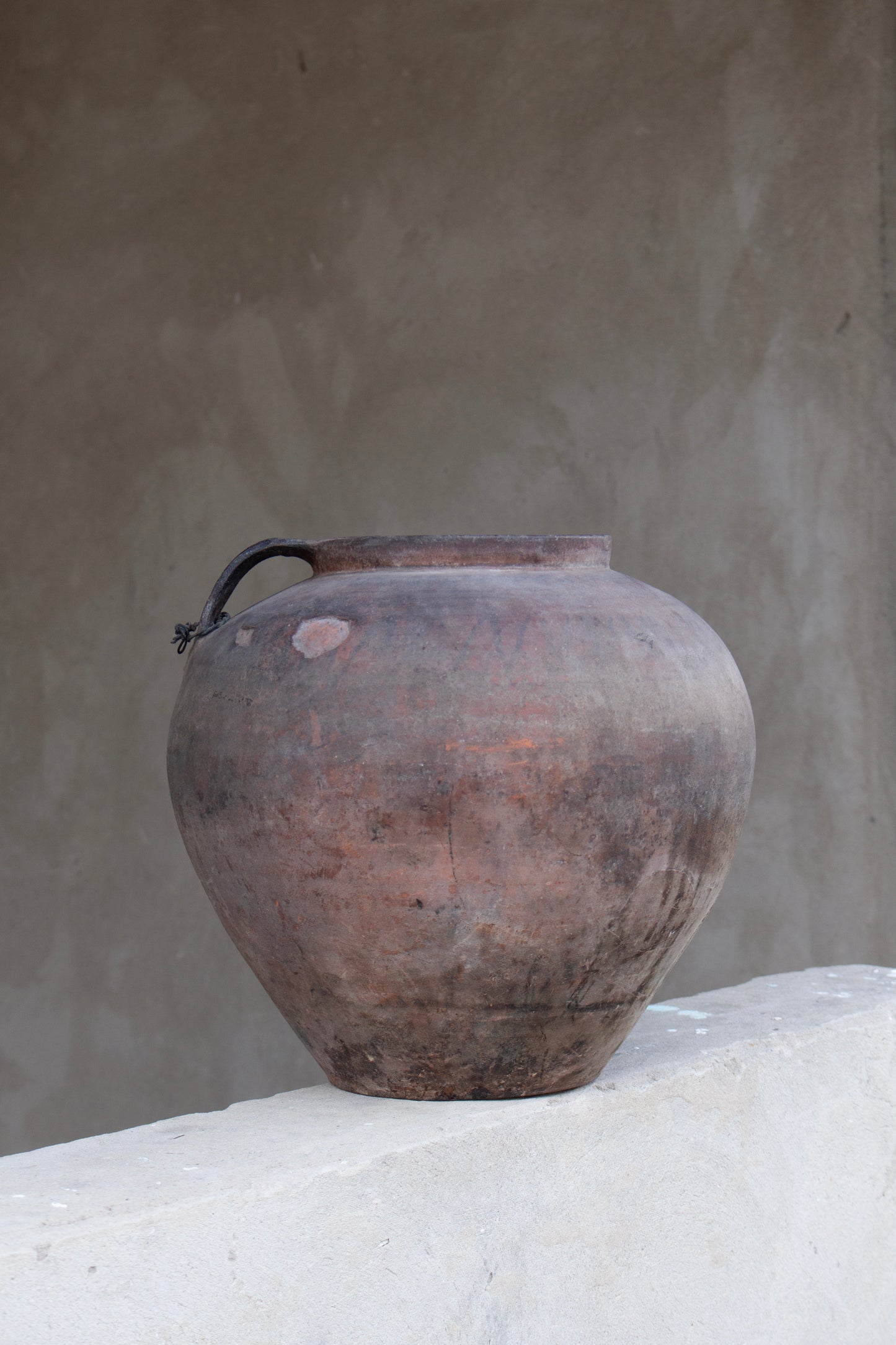 antique signature pot #8